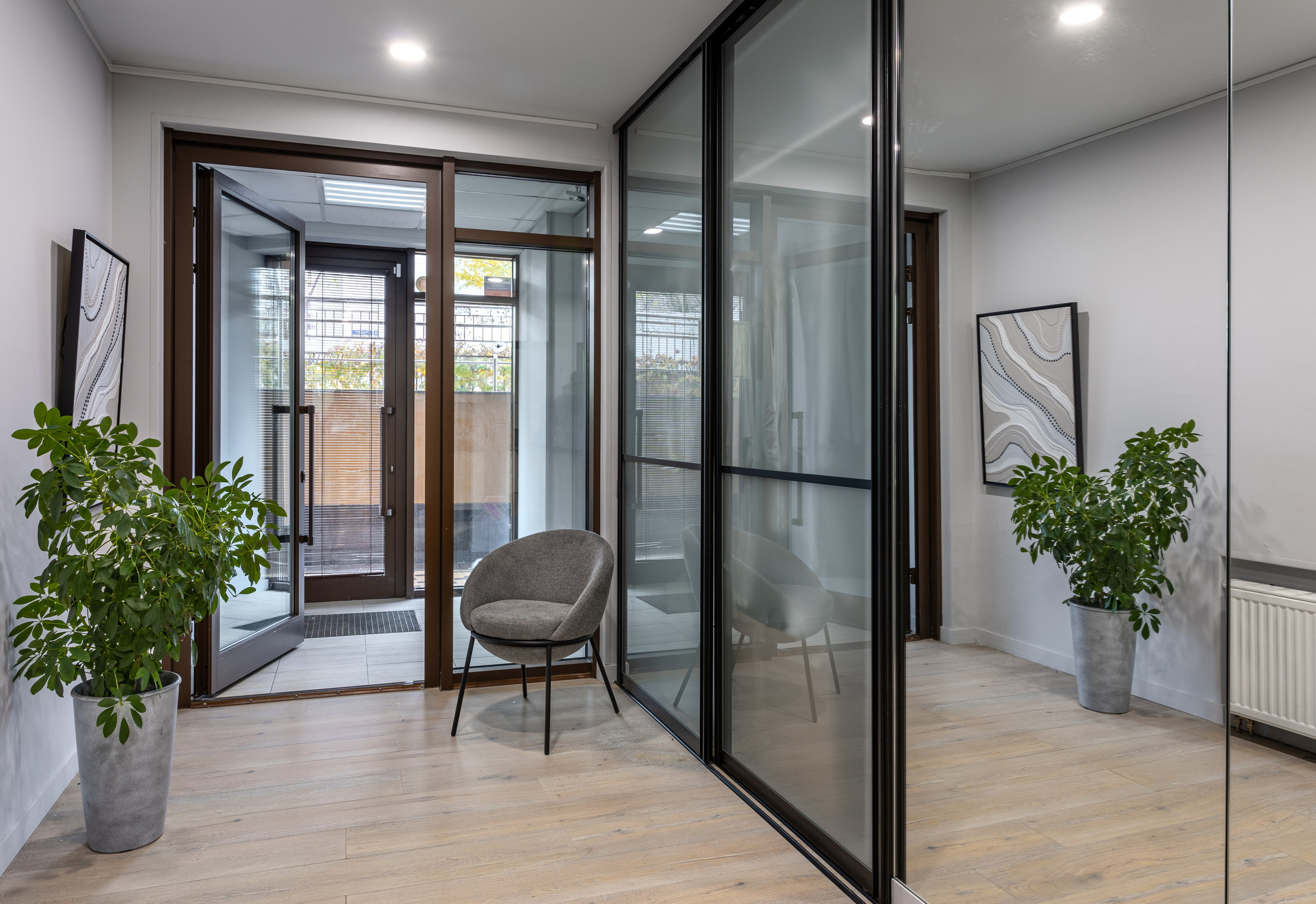 Шоурум магазина одежды WEME (136 м²). Елена Жукова. Архитектура, дизайн и ремонт