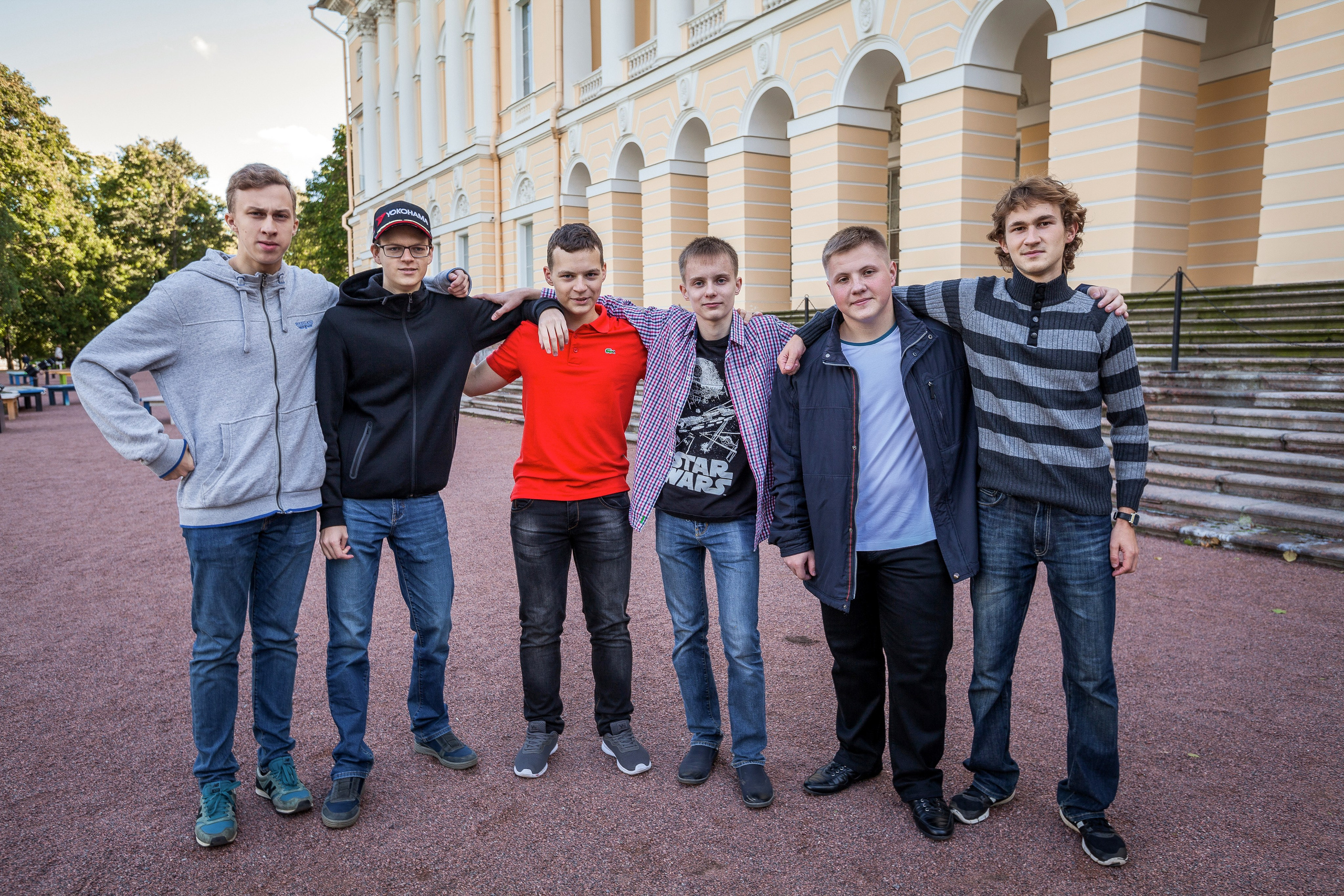Для школьного альбома. Семейный и предметный фотограф Мария Львова Санкт-Петербург flitphoto