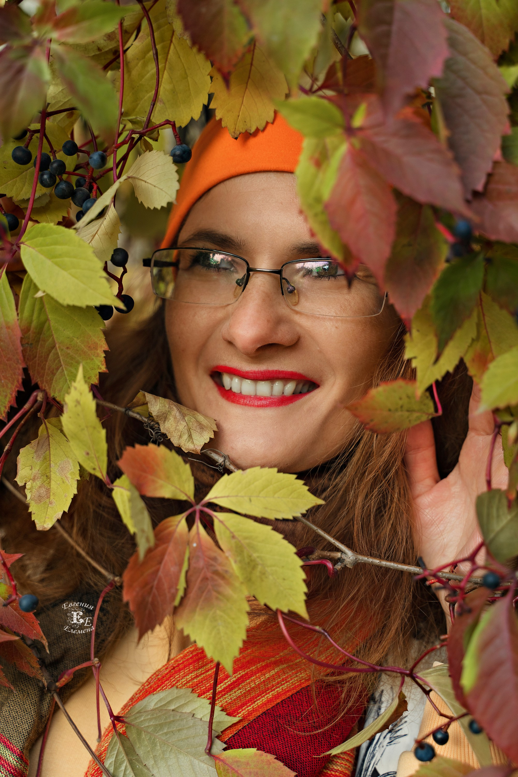 Групповая осенняя фотография. Семейный и портретный фотограф в Санкт-Петербурге Евгения Елемена