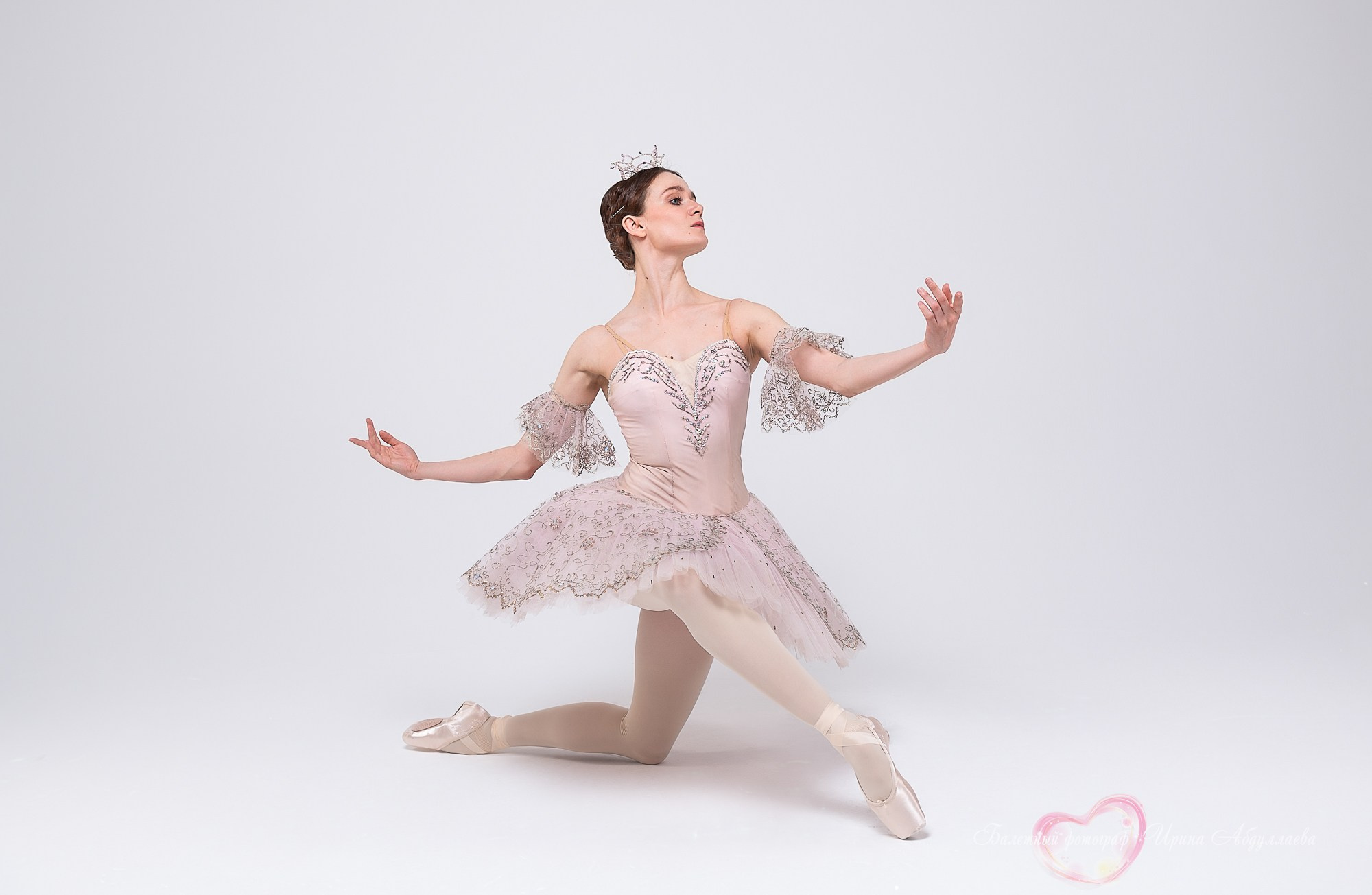 Ведущая балерина Классического национального балета Марина Окунева