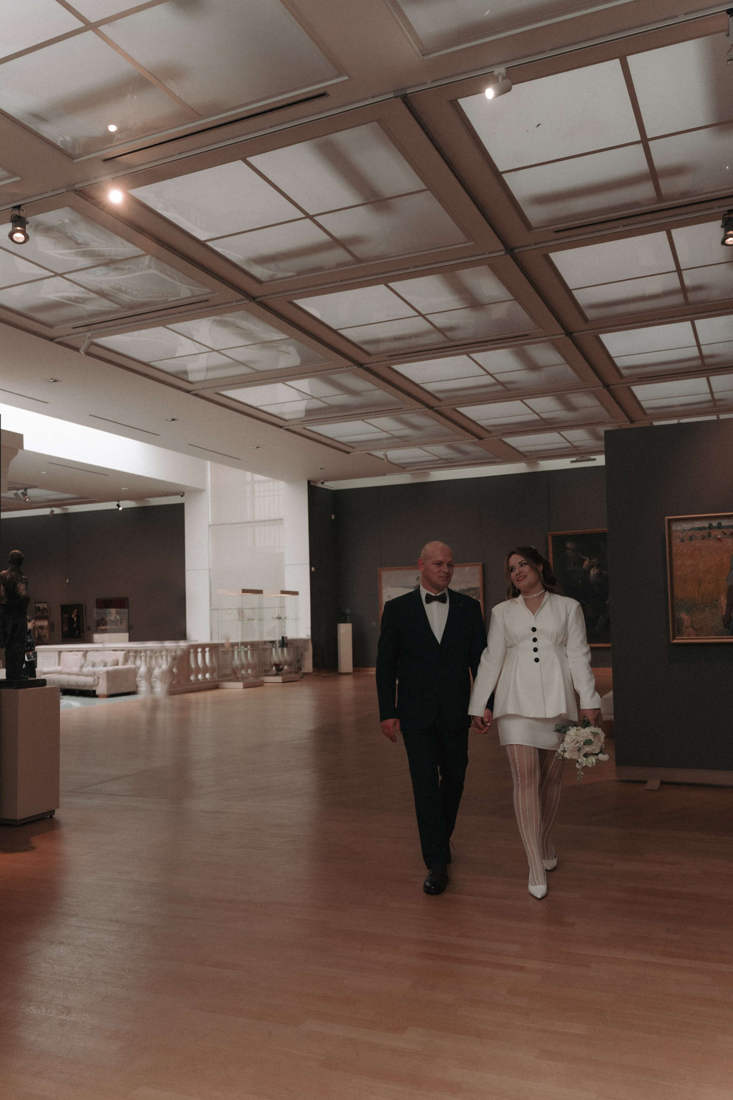 Свадебная фотосессия в музее. Ваш семейный фотограф в Минске — Вика Трегубова