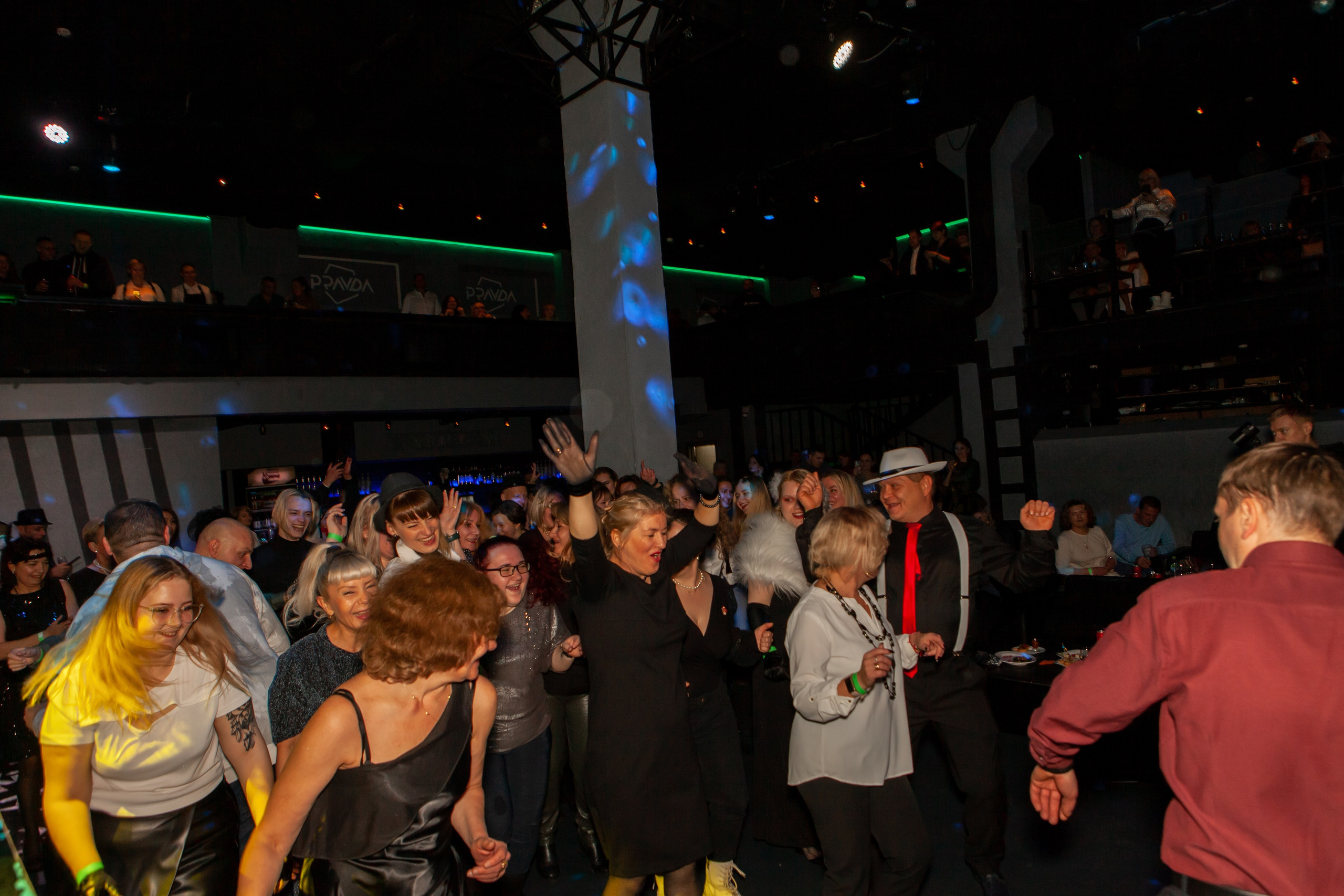 Корпоратив Леруа Мерлен Вегас. Репортажный, семейный, свадебный, портретный фотограф