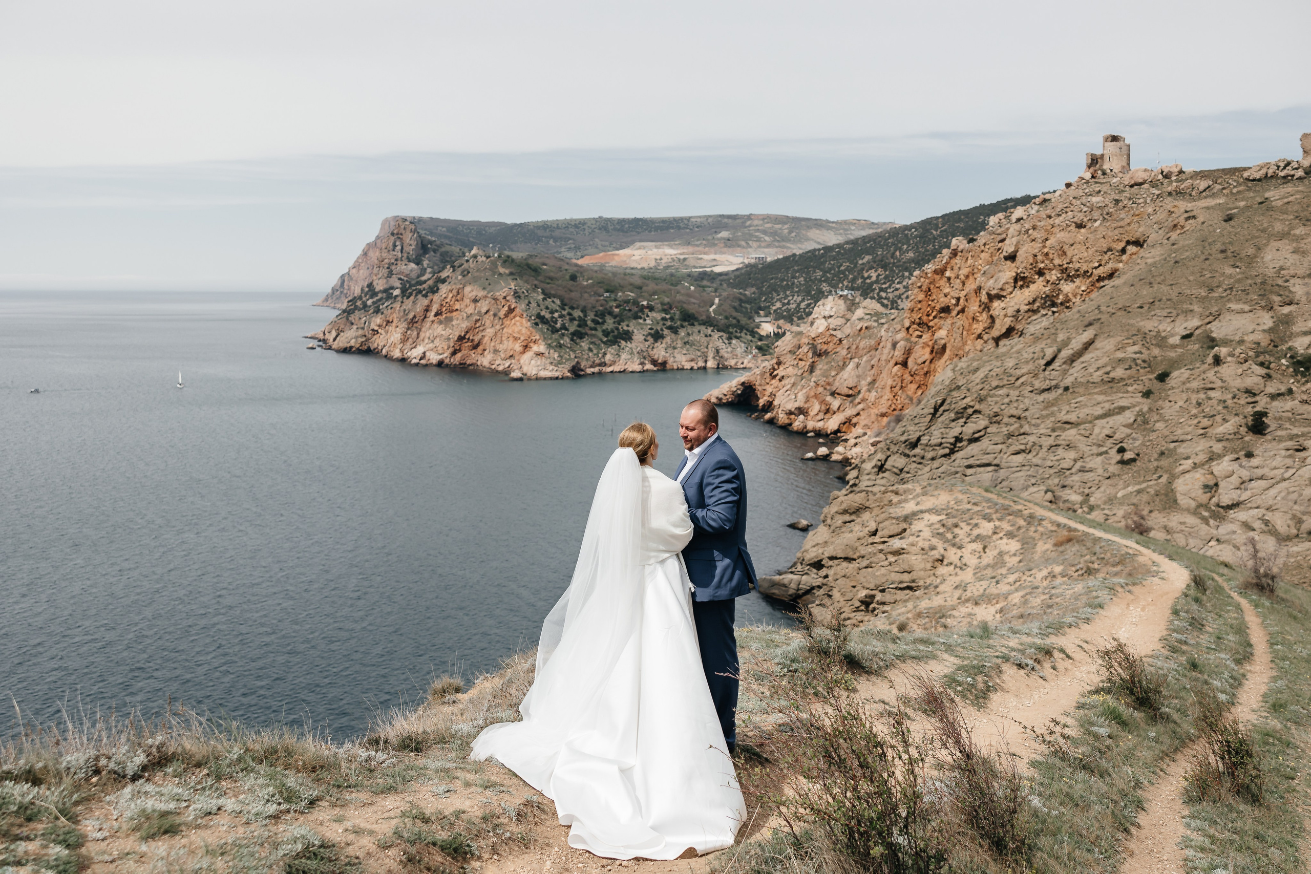 Анонс свадьбы Алены и Алексея. Весенняя Балаклава и Ливадийский дворец. Свадебный фотограф в Крыму и Севастополе Ольга Баскакова