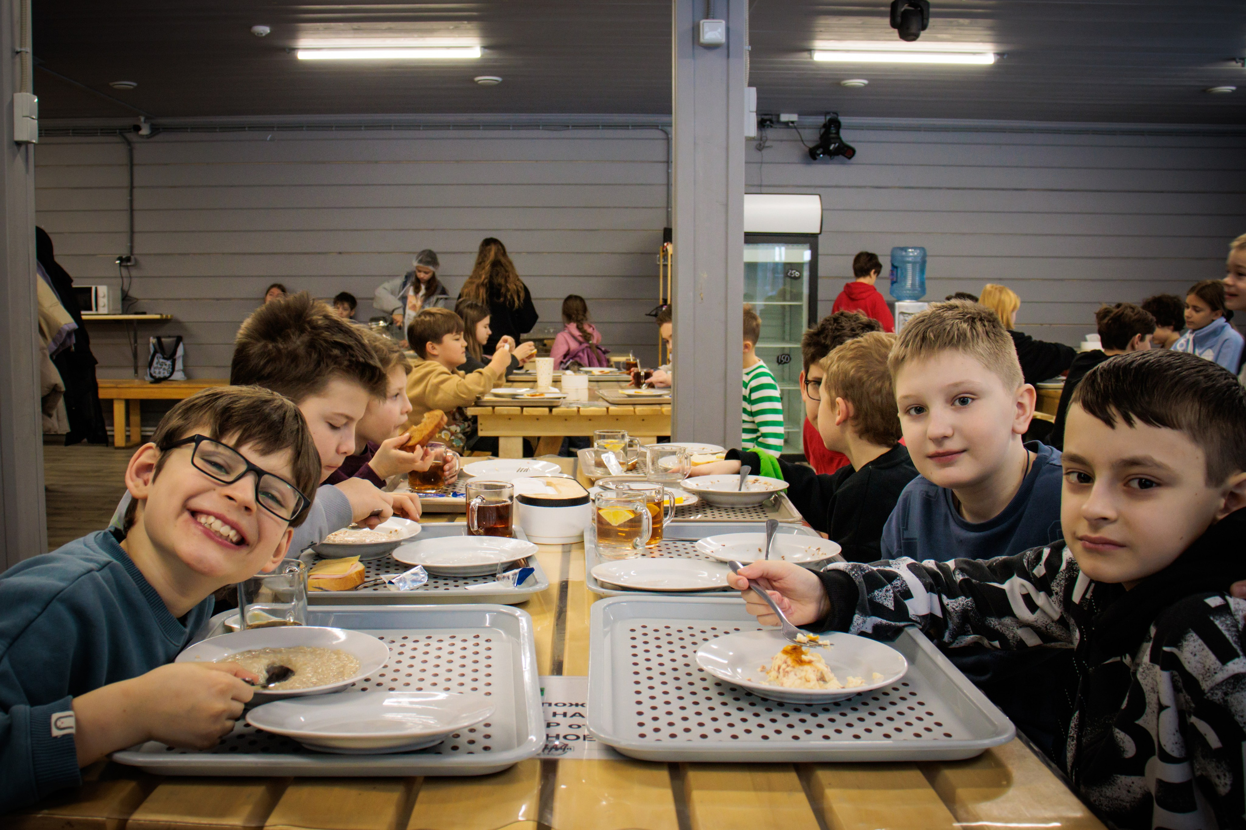 Репортаж / детский лагерь. Фотограф на трекинг и восхождение Эльбрус, Приэльбрусье. Елизавета Бобок