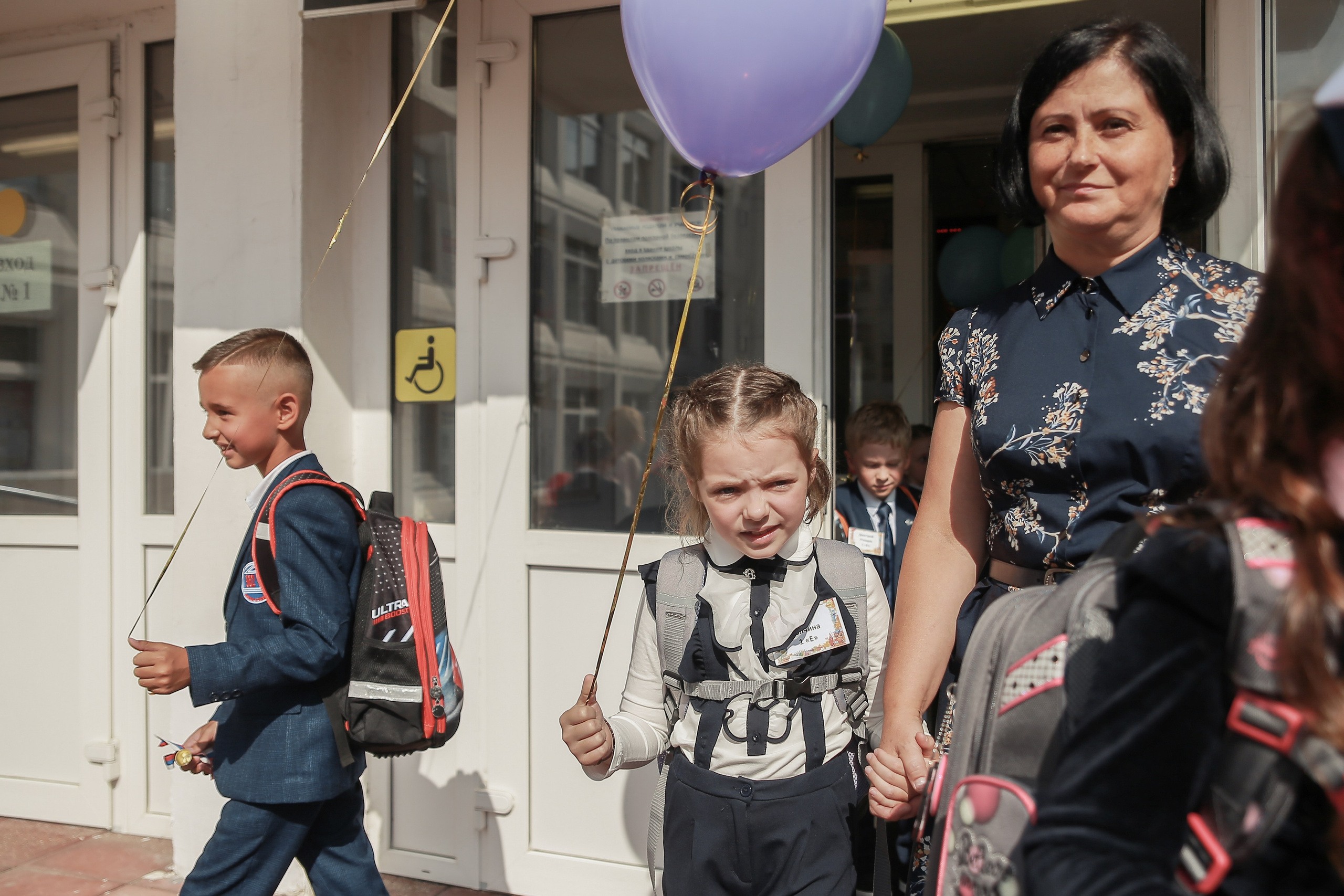 Первое сентября у 1Е класса. Антонина Морозова, профессиональный семейный фотограф видеограф