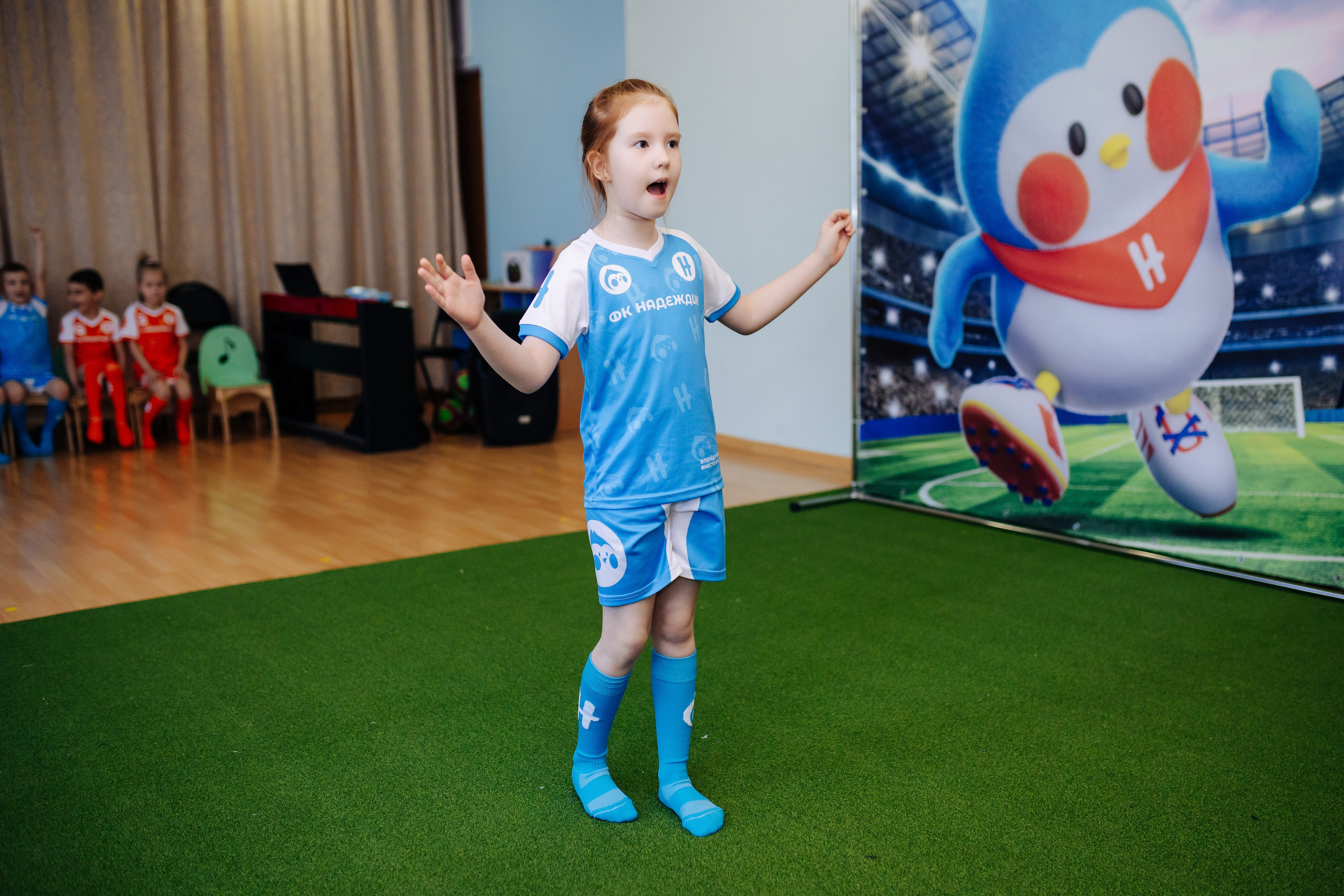 Фотосессия с кубком в детских садах г. Магнитогорска. Денис Прохоров Фотограф в г. Магнитогорск