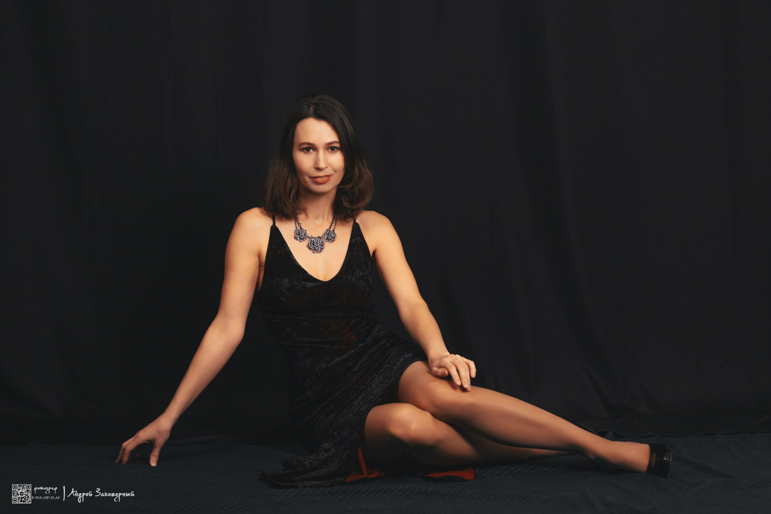 В студии. Фотомастерская Андрея Закоморного