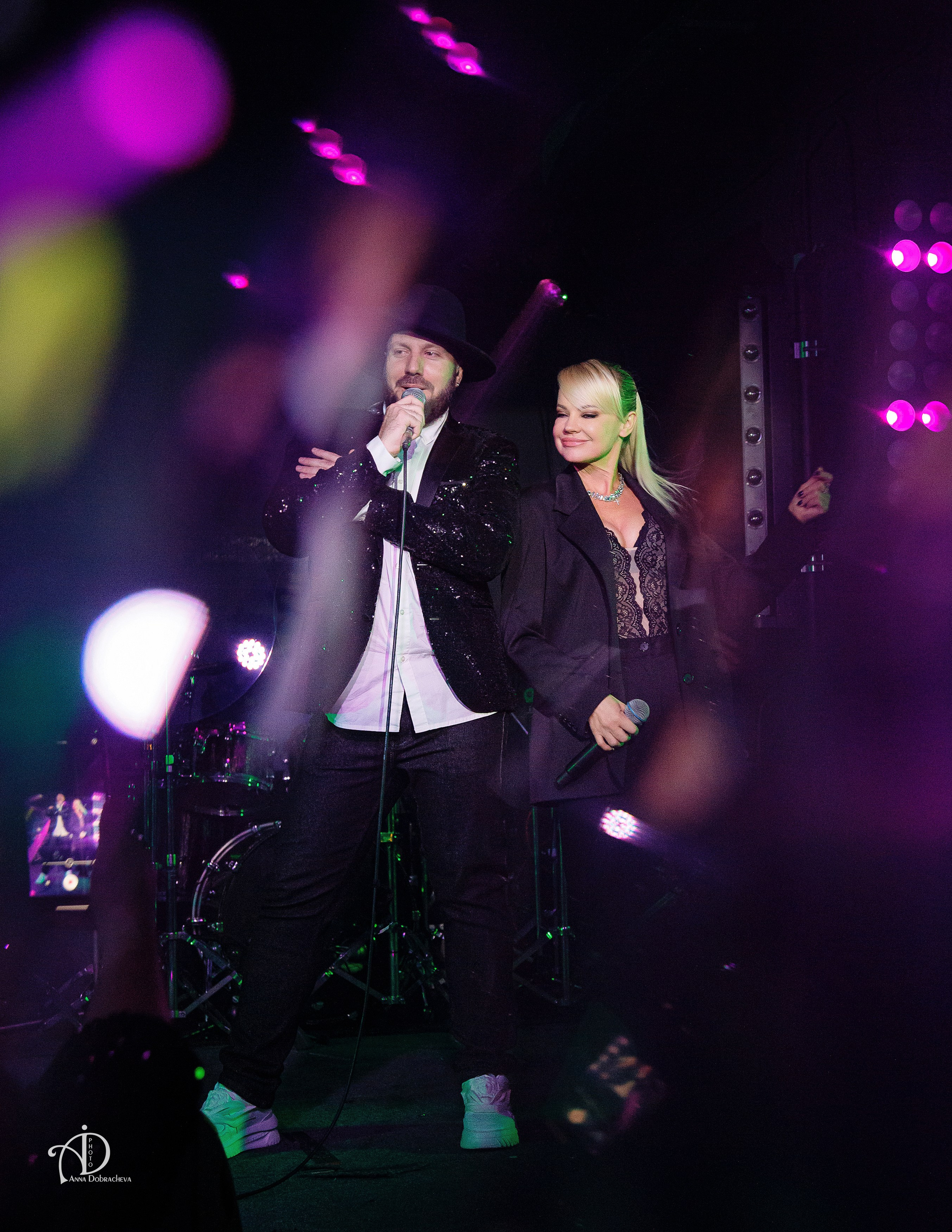 Выступление Sasha Born и Ирины Ортман в клубе Мумий Тролль