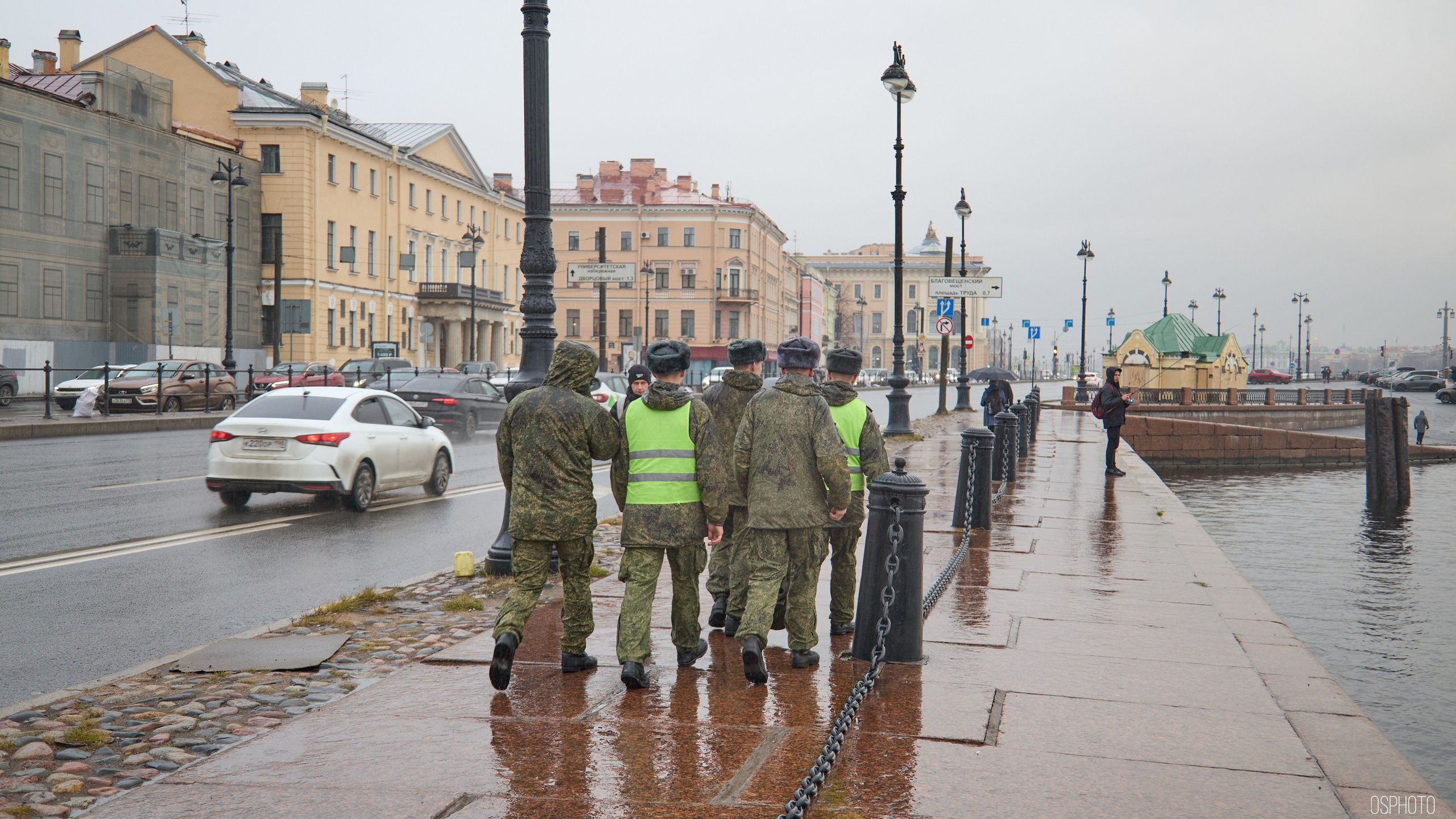 Васильевский остров. Фотографъ Сергѣевъ. Поймать мгновеніе