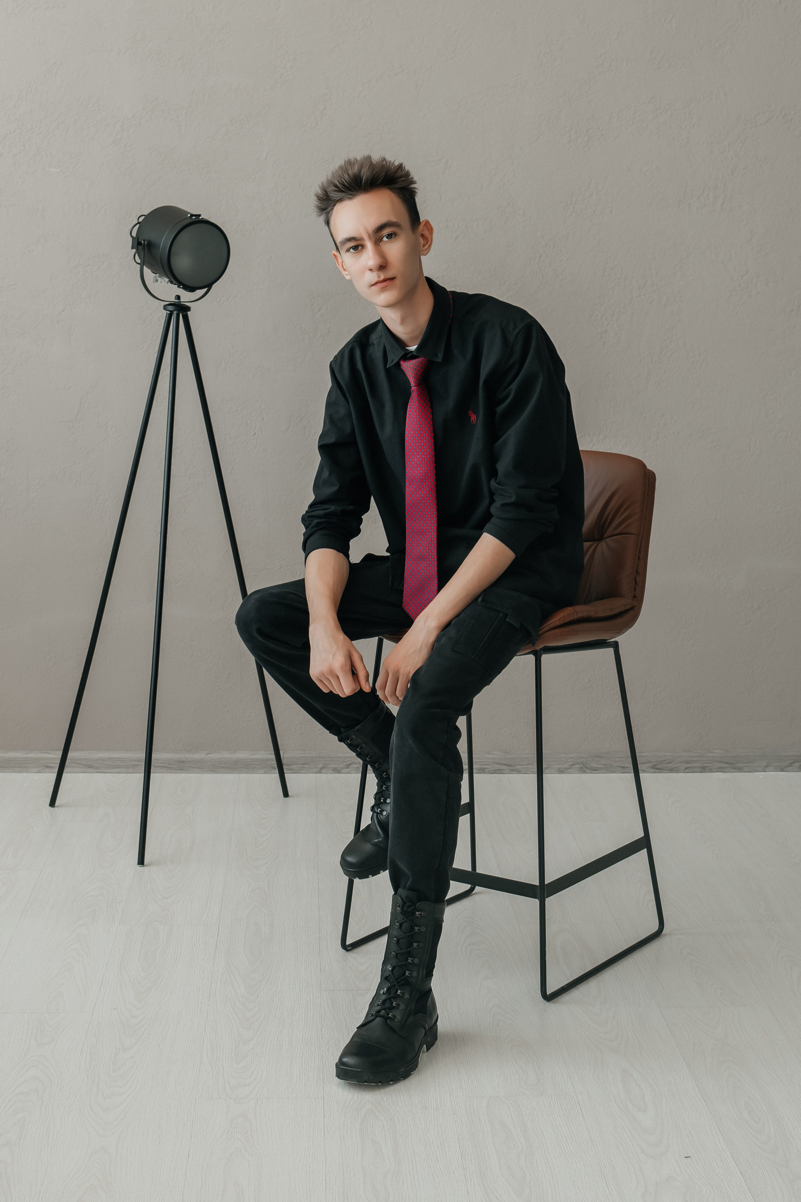 Школа № 1 — 11 класс выпуск 2025. Фотограф Ярмишко Дарья. Выпускные фотокниги