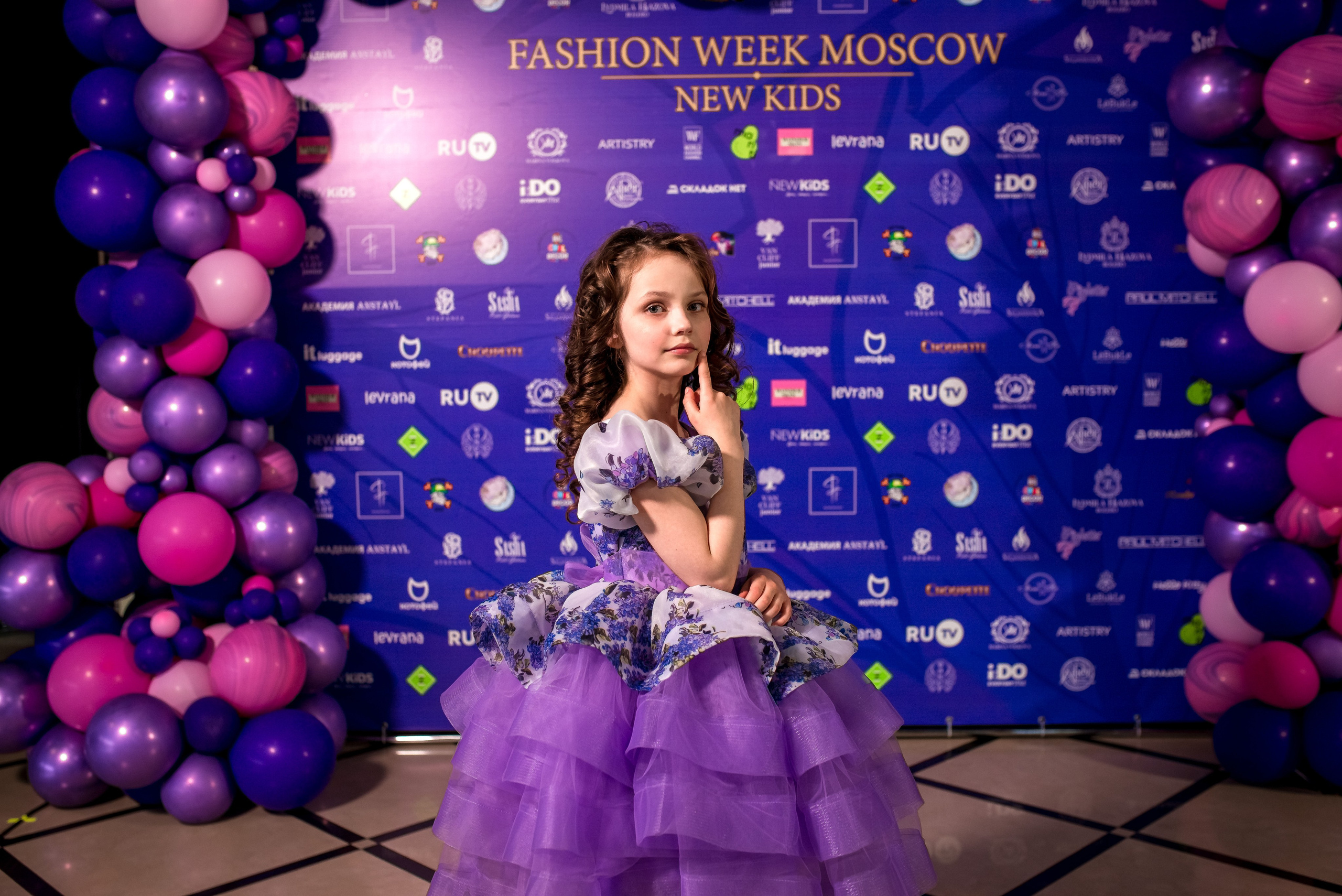 Показ Итальянской моды в России весна 2022. Женский фотограф Крещение Венчание Москва Брянск