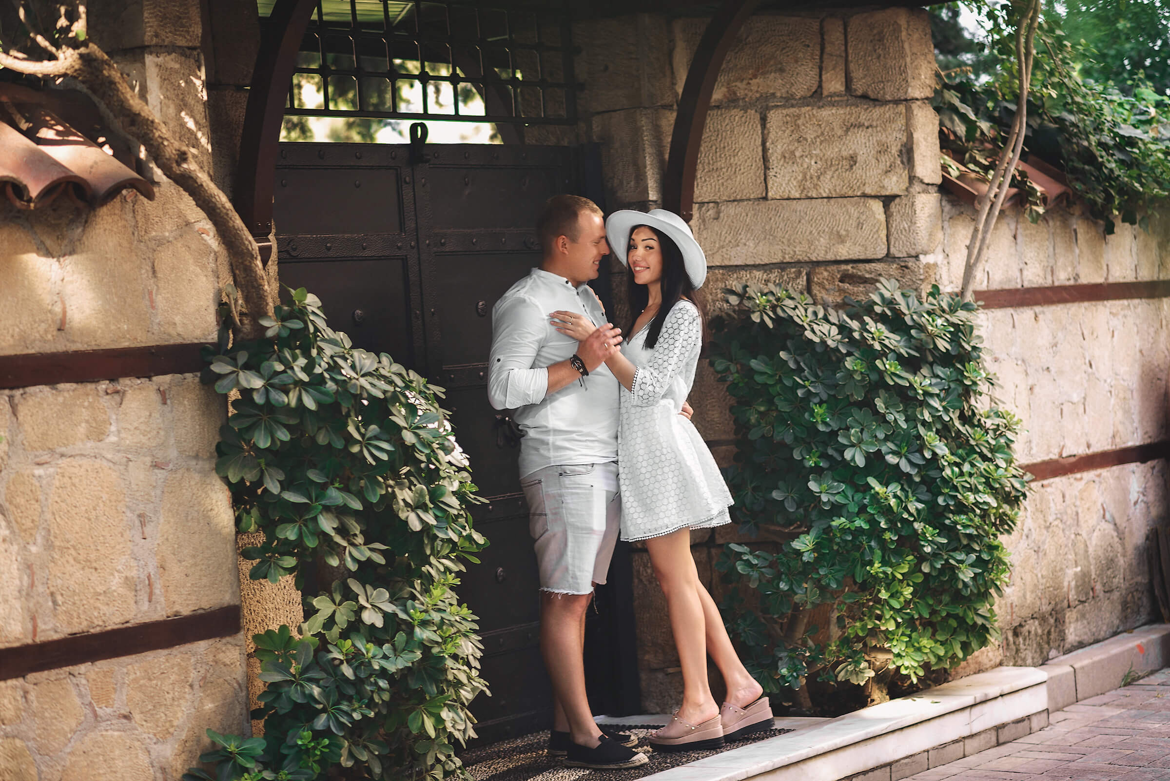 Walking through the Kaleici district in Antalya, Turkey. Photographer in Warsaw