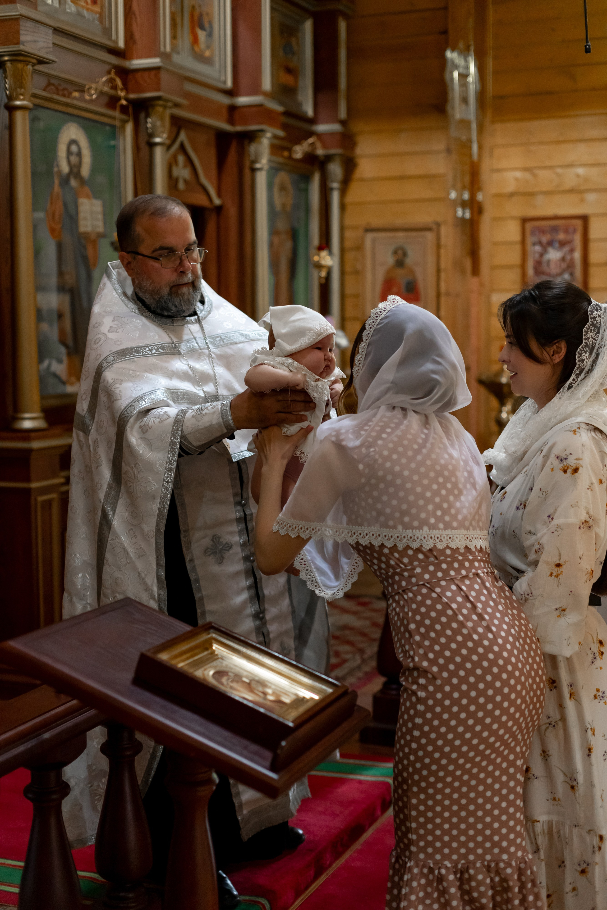 Таинство крещения Храм Святого страстотерпца Императора Николая Второго (г. Щелково). Фотограф Щелково/ Москва Татьяна Жучкова