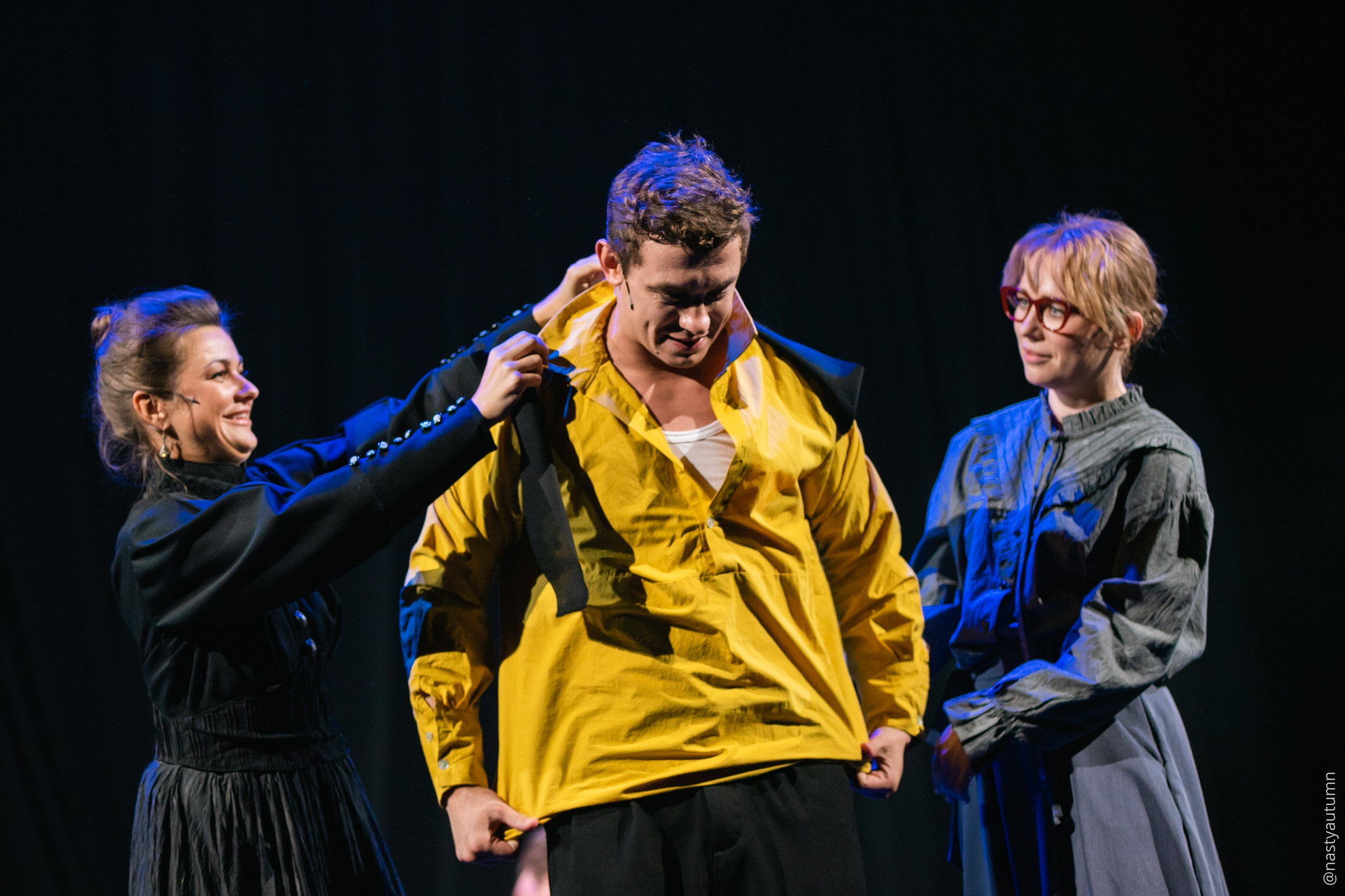 Генеральный прогон «Маяковский. Я сам.». Репортажный и концертный фотограф в Москве Анастасия Осень