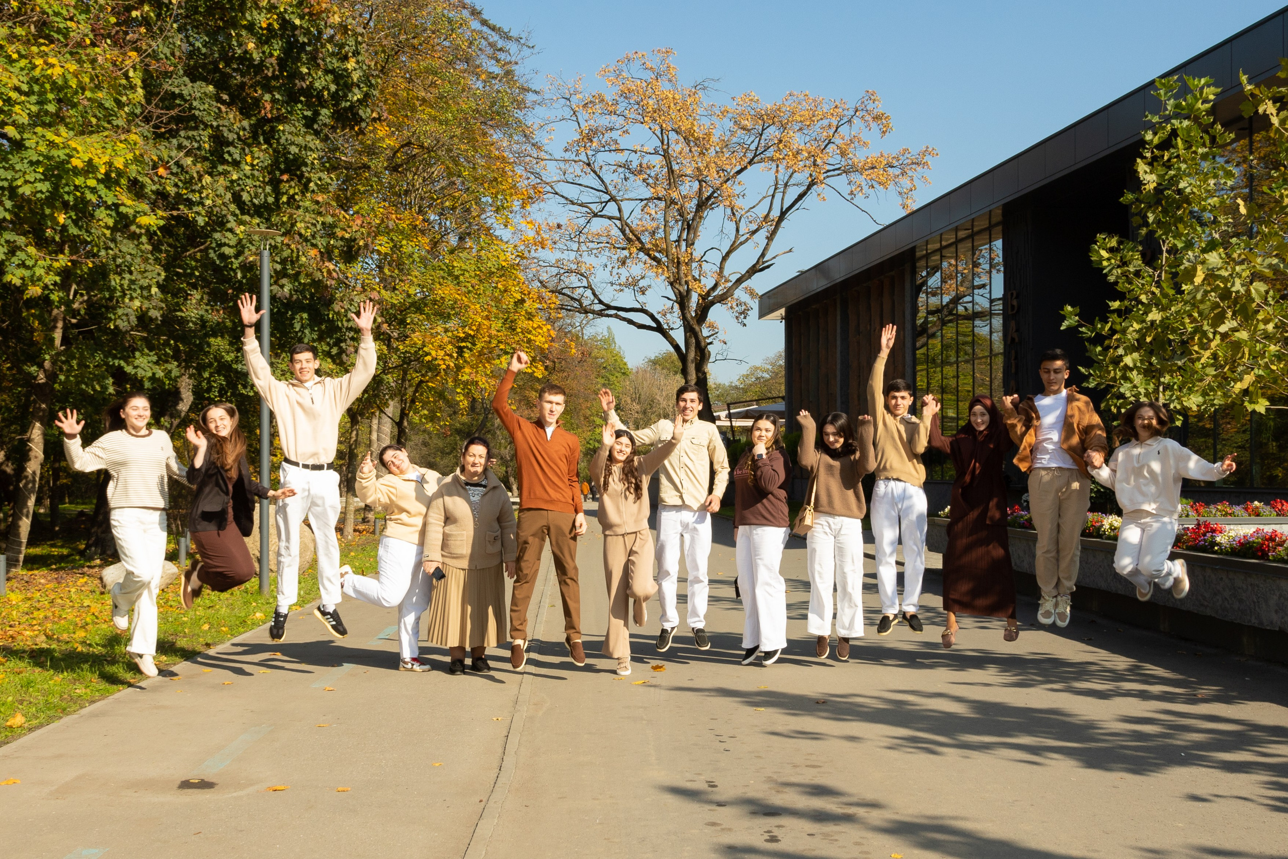 9  и 11 классы. Школьный фотограф в г. Нальчик Галимат Абитова