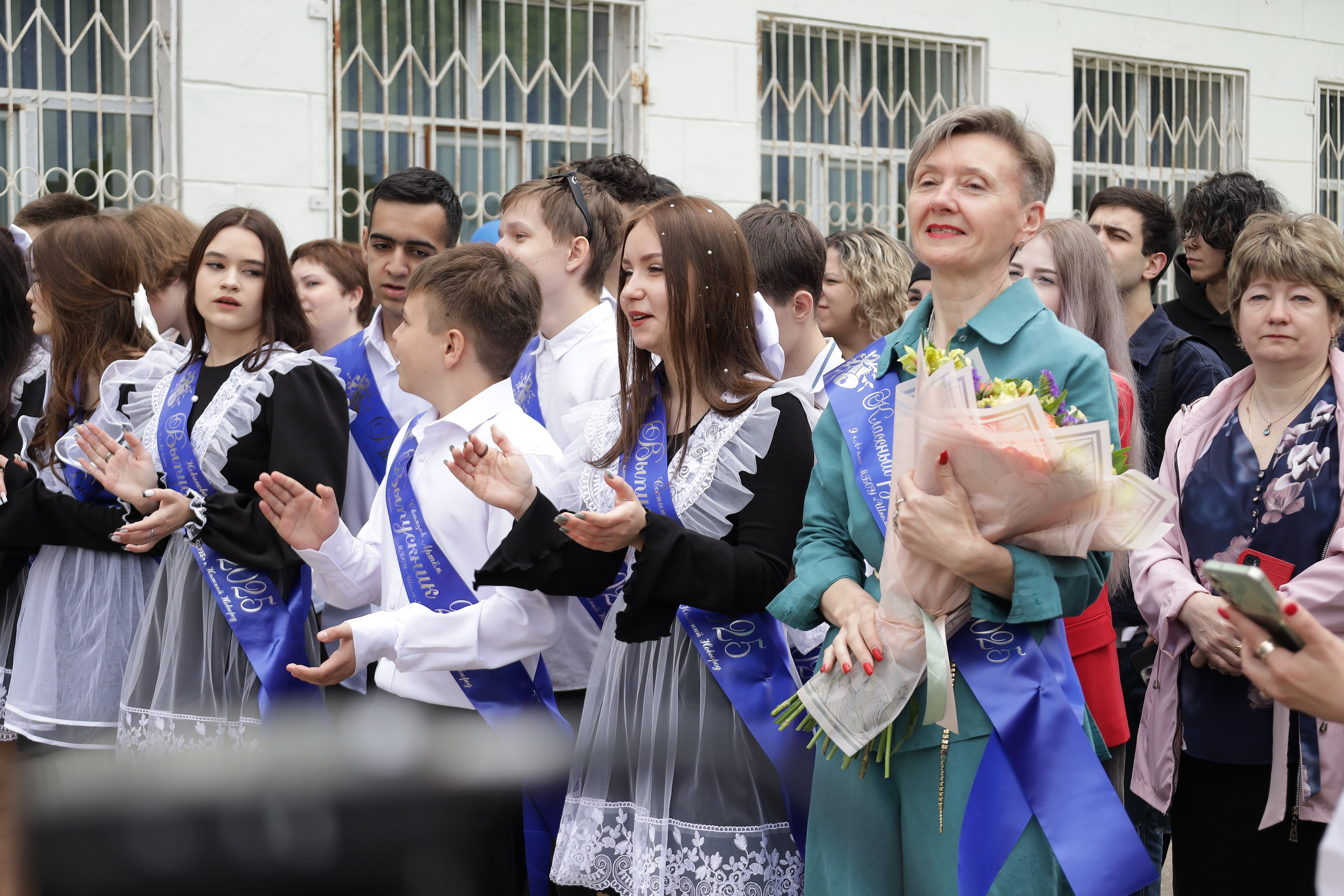 Последний звонок. Фотограф Надршина Лилия