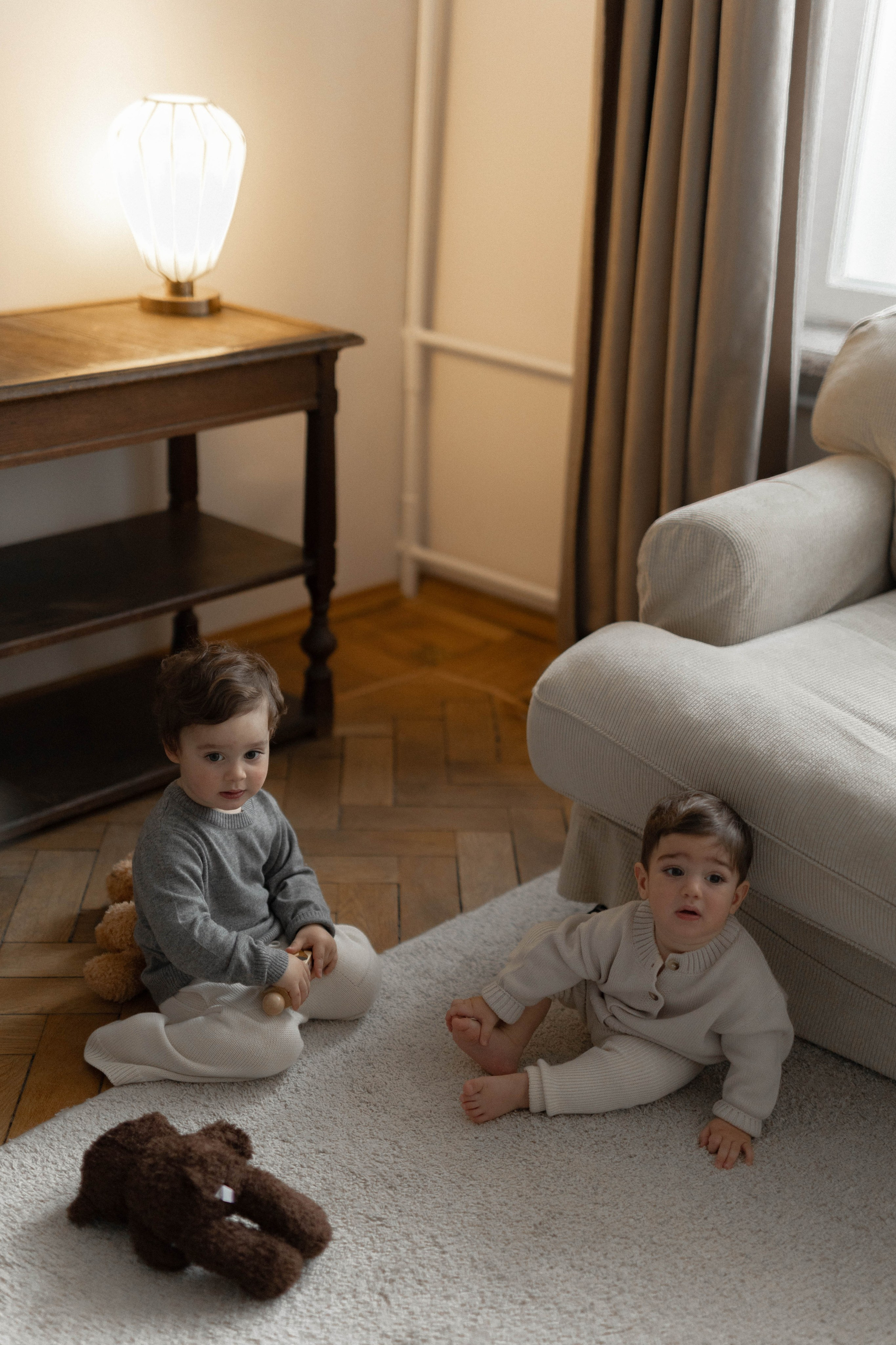 С мамой всегда тепло. Фотография о важном