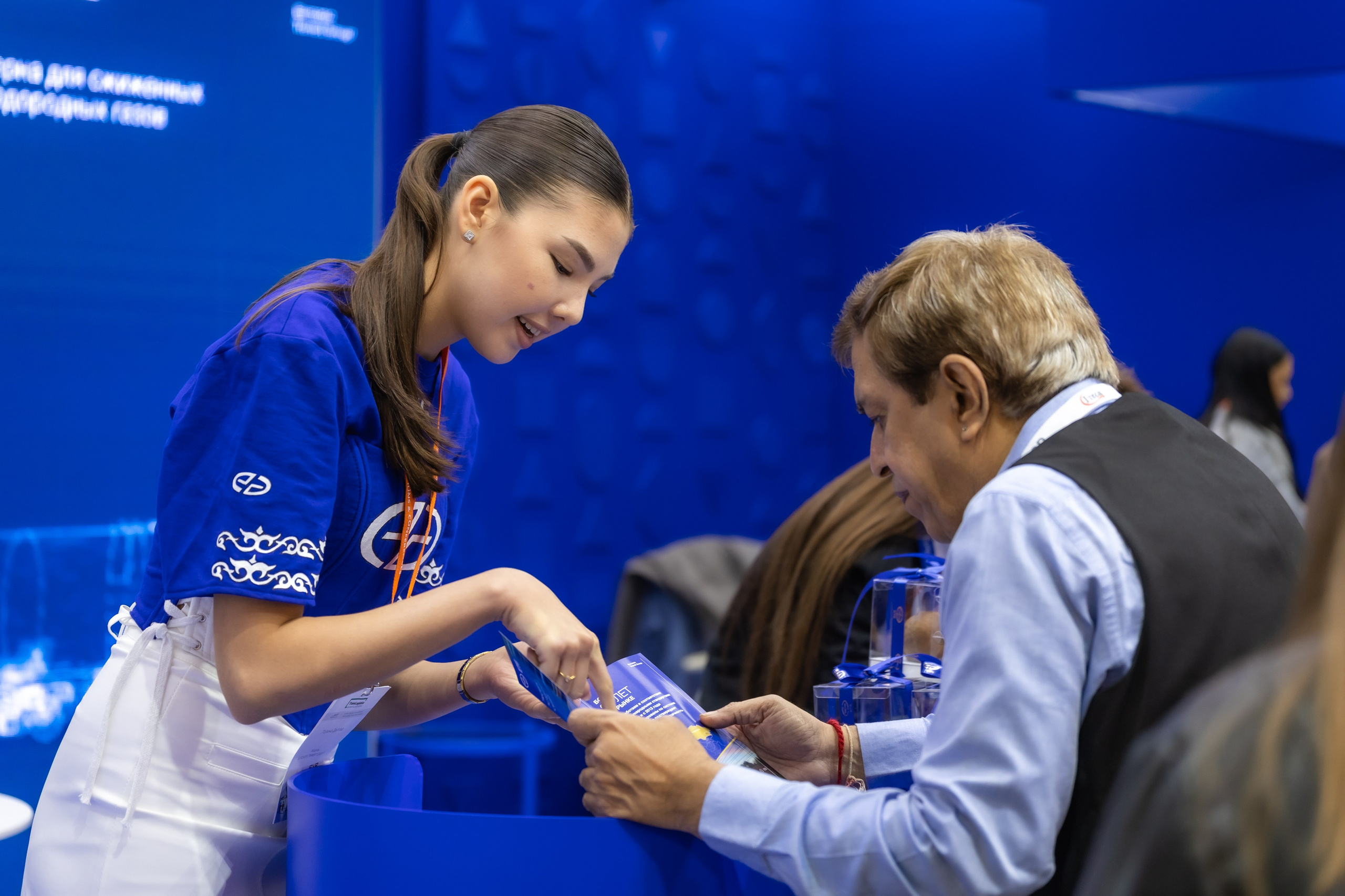 ETG Logistic Выставка в Атакенте. Коммерческий и репортажный фотограф в Алматы — Jora Abramov