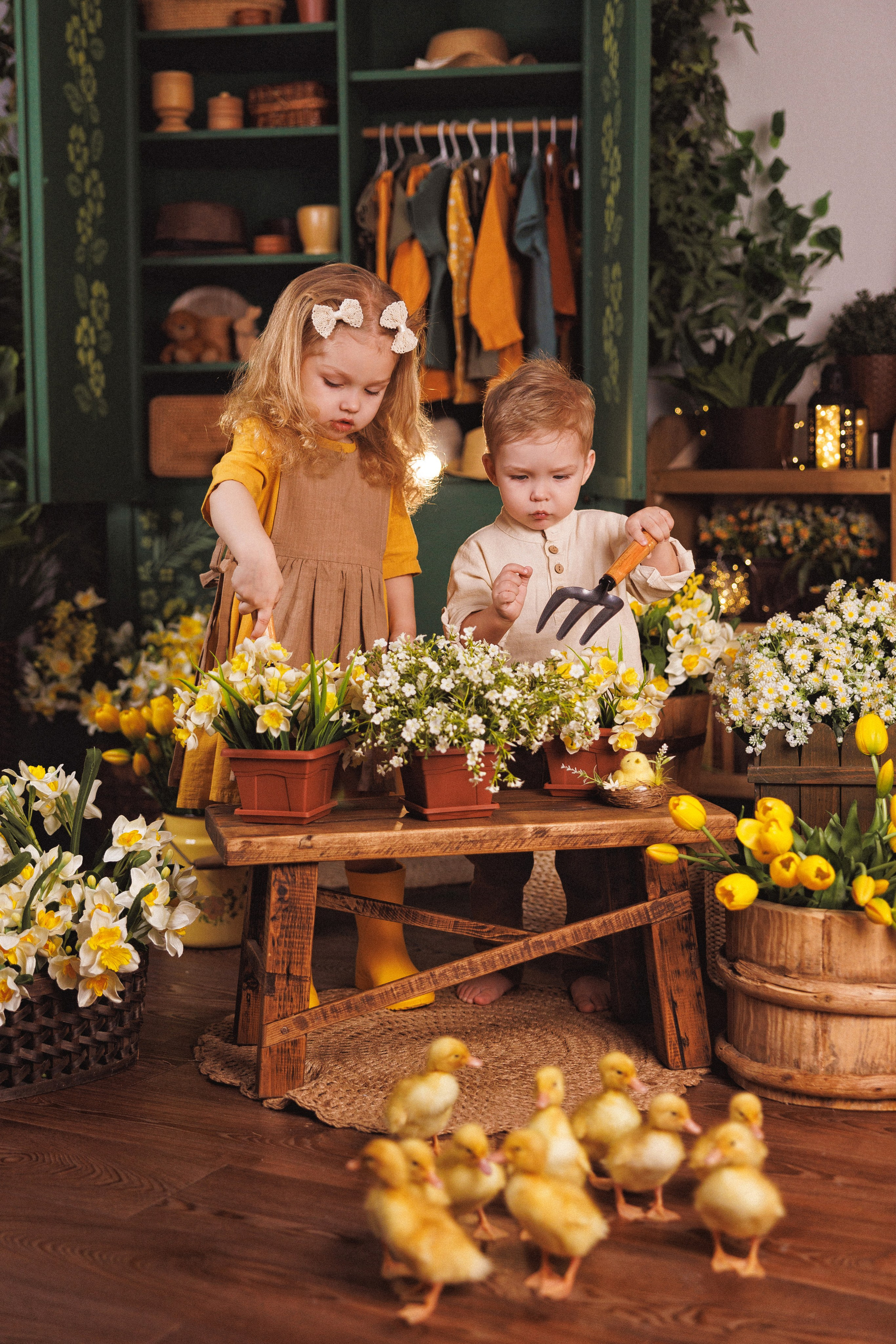 Пасхальная фотосессия с животными (утята, козлик и кролики), в фотостудии «Антураж» город Краснодар. Семейный и детский фотограф в Краснодаре Анна Трашкова