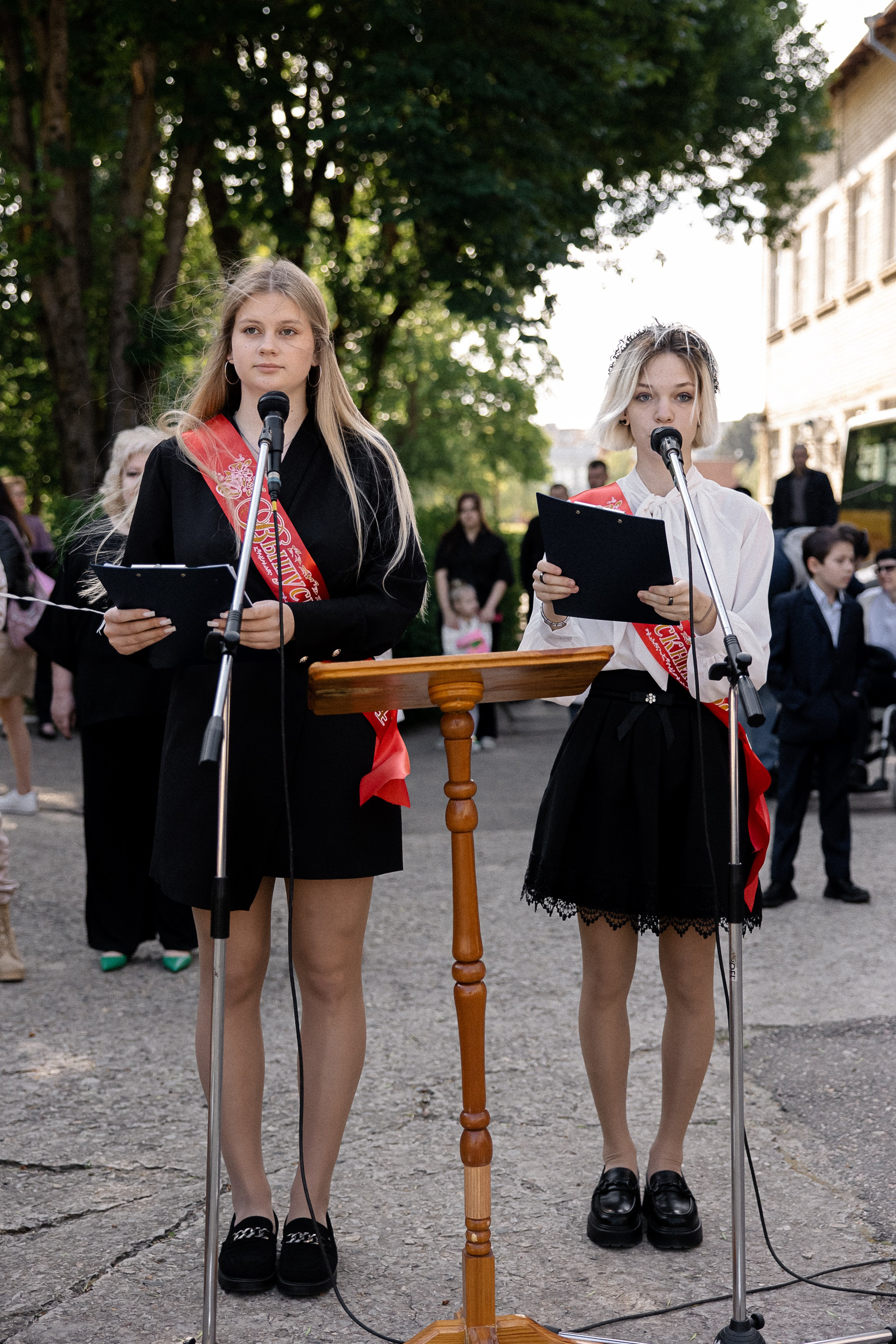 Последний звонок — линейка. Свадебный фотограф Роман Еремеев