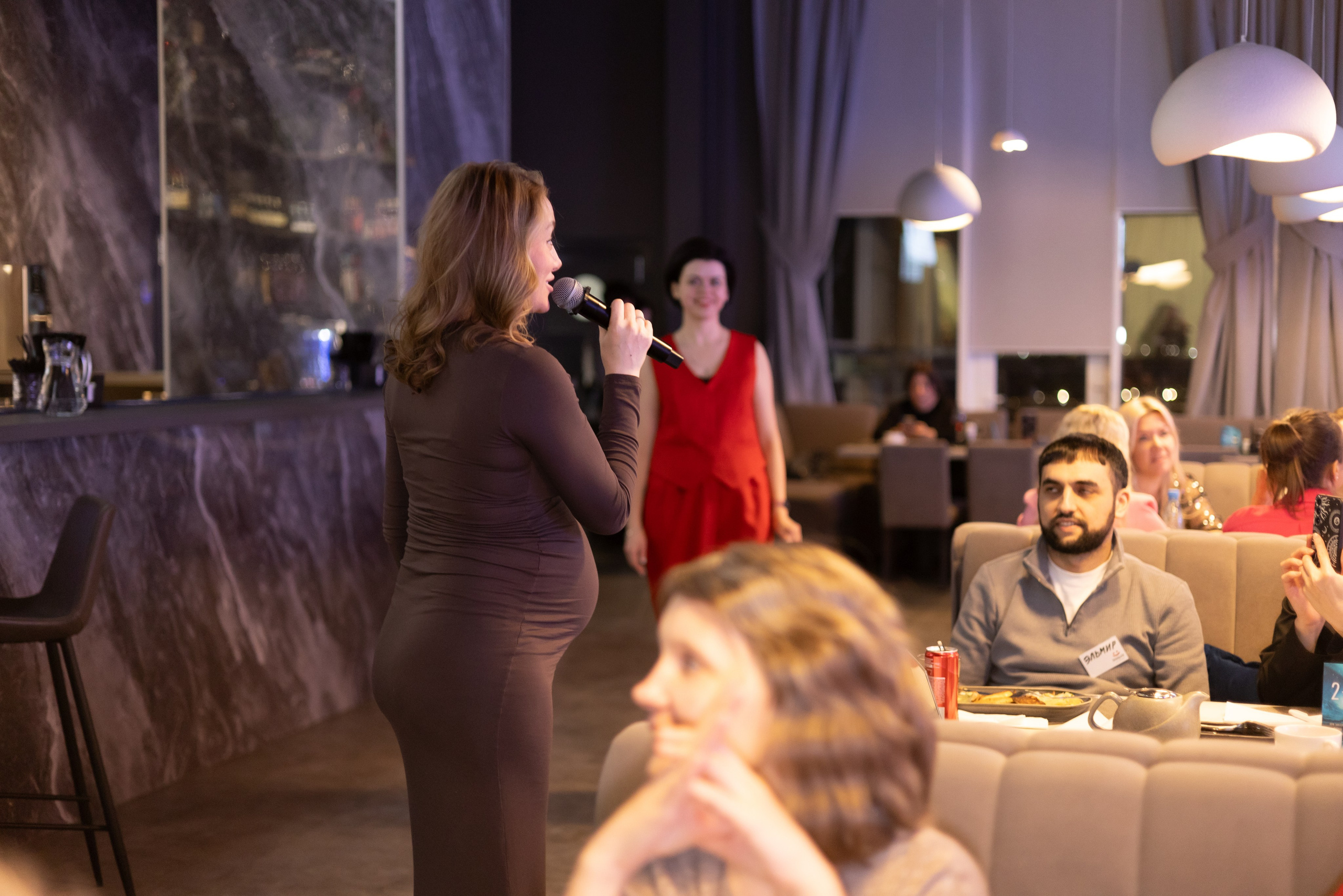 13ая BIZ QUIZ: деловая игра | Красноярск. Фотограф Красноярск съемки лавстори, фотосессия в студии, портретная съемка, творческие фотосессии