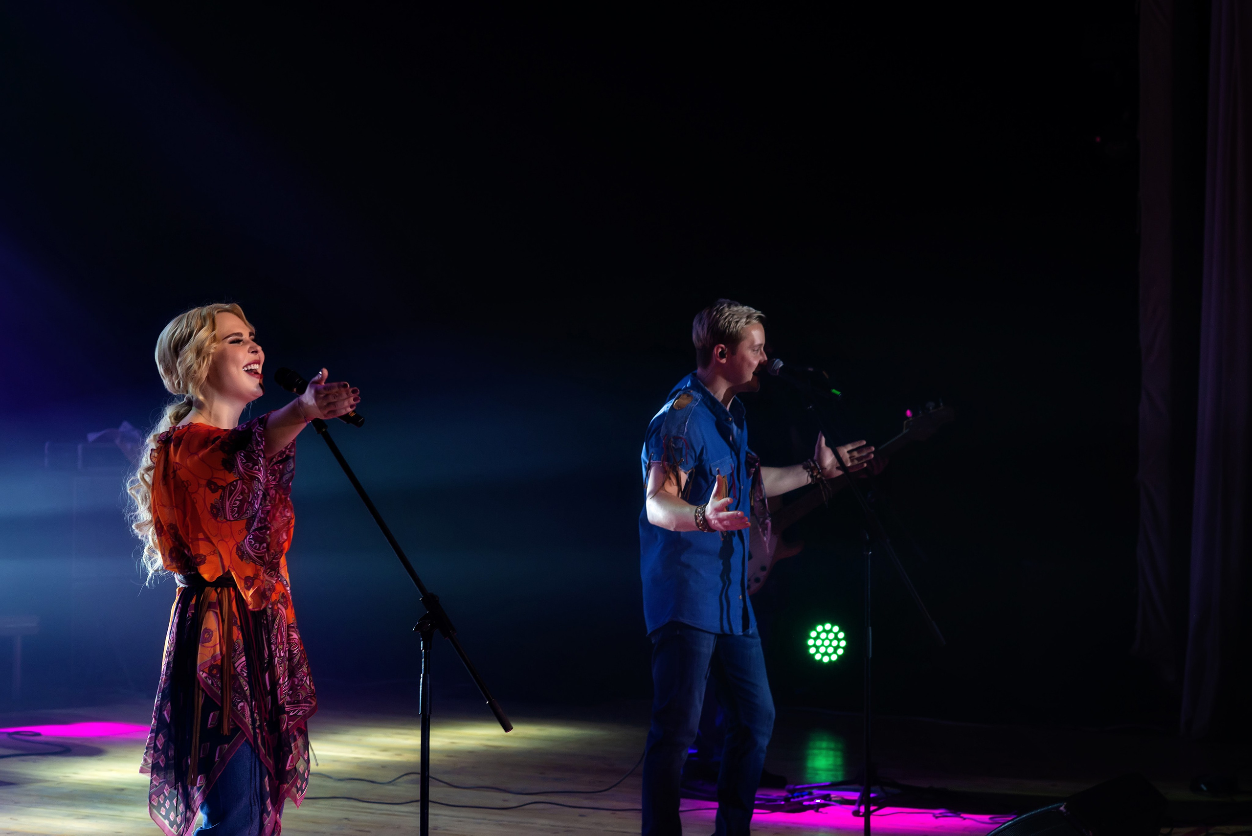 Концерт Пелагеи. Школьный, фэшн фотограф в Тюмени и в России Ирина Королева