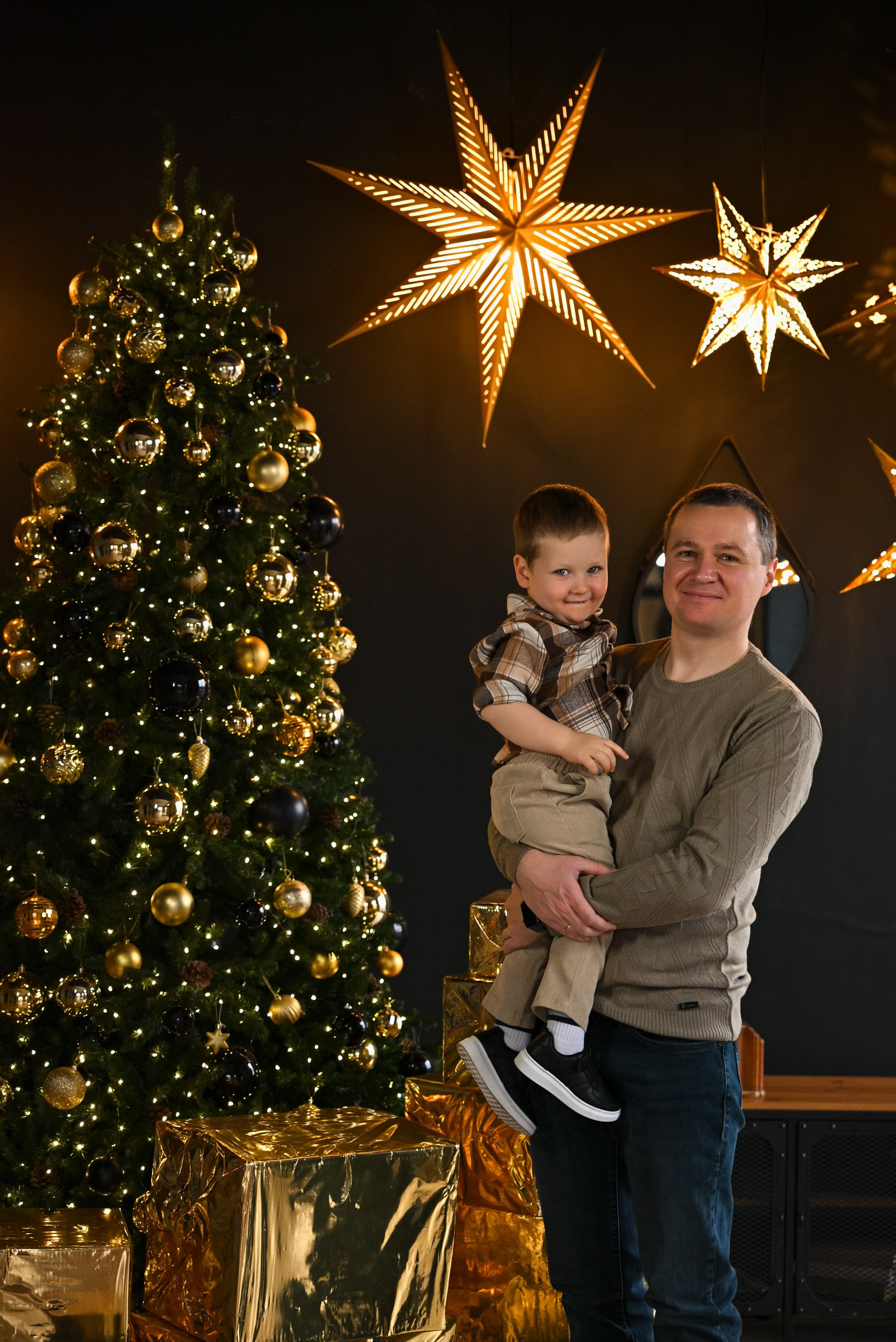 Вадим и Елена. Компания и фотошкола по созданию контента в Москве