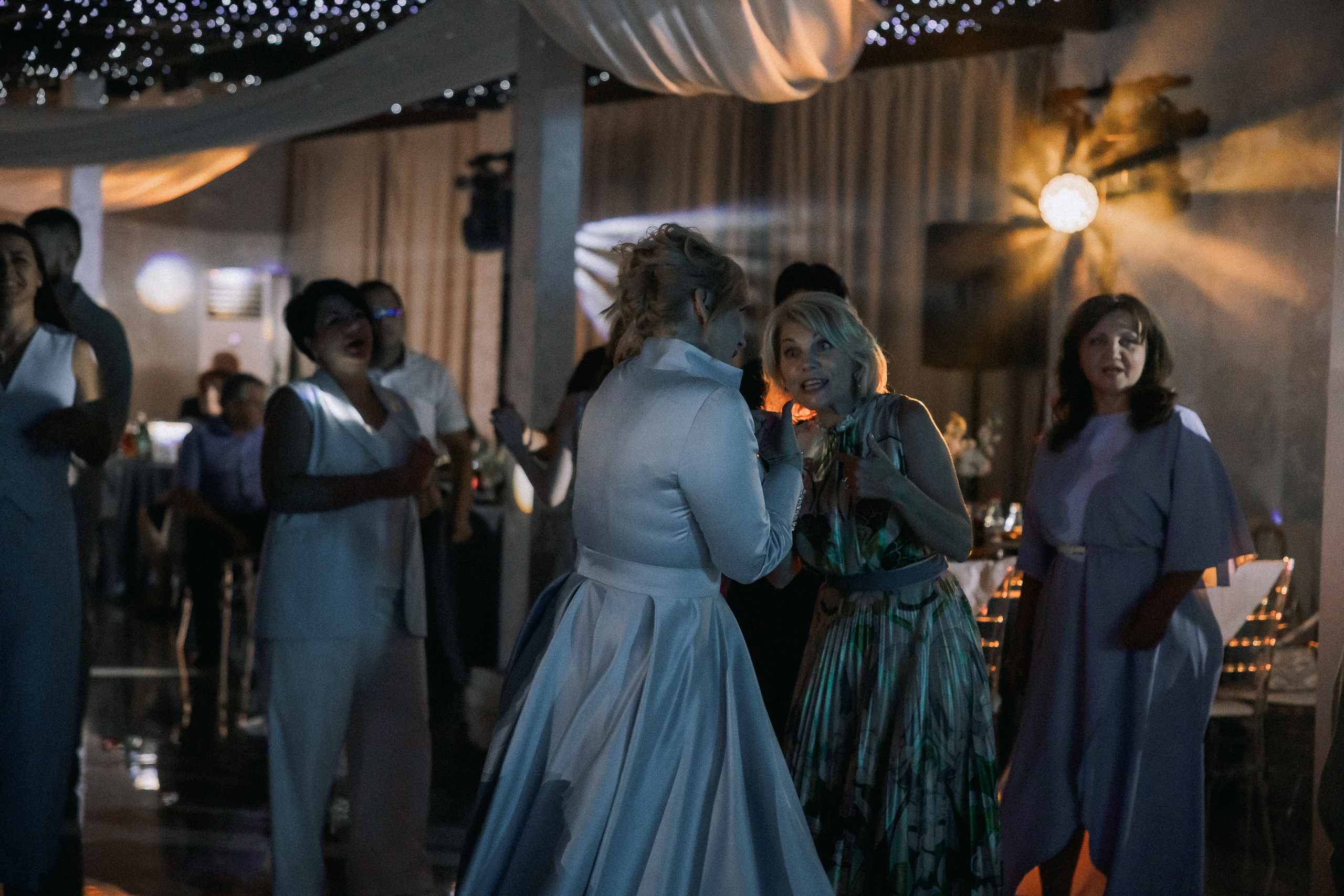 Даниил и Алина. Вечер любви. Свадебная фотография. Арина Рубах