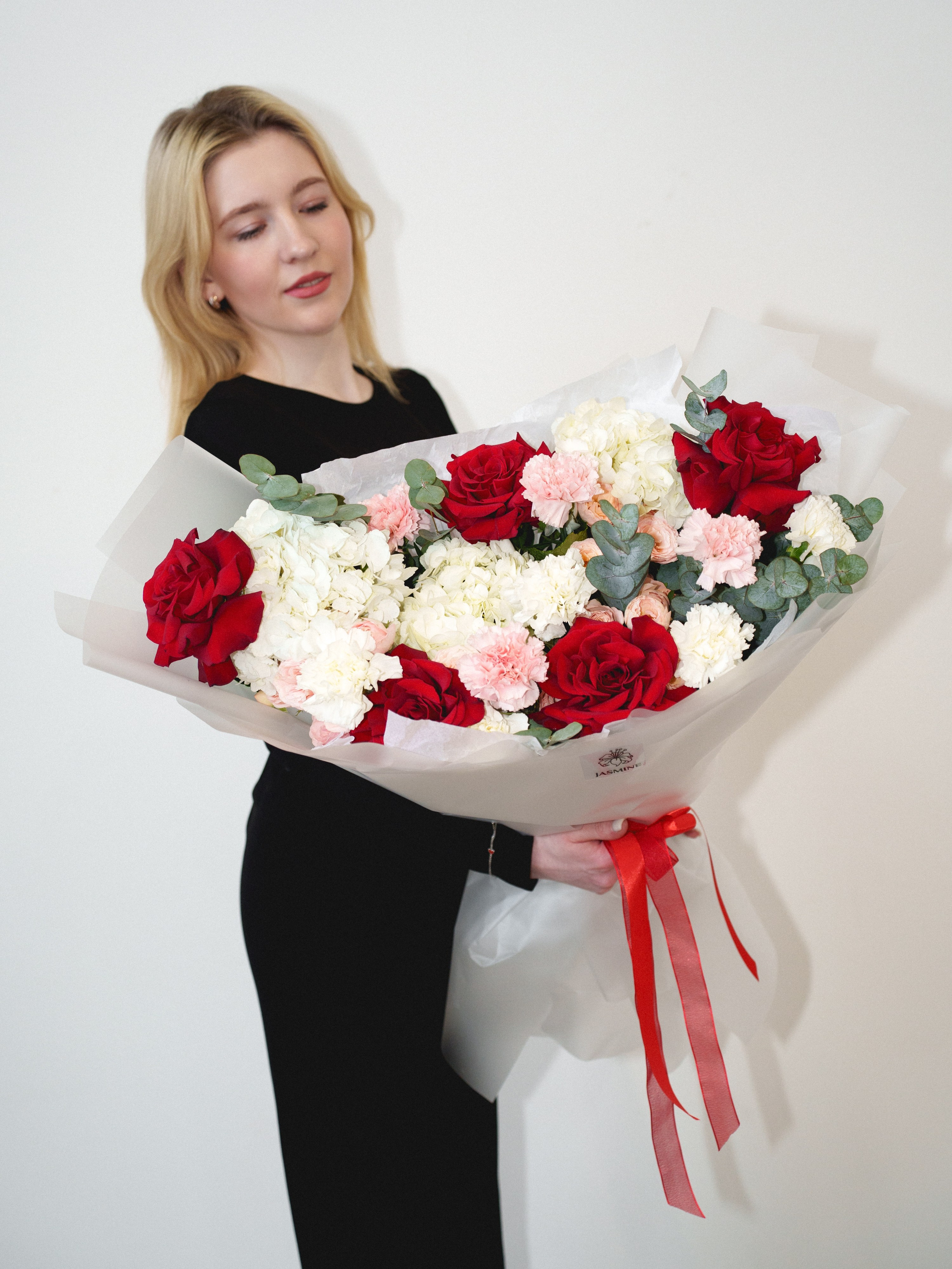 Цветы (контент к 14 февраля). Иван Упоров — фотограф, рилсмейкер чебоксары