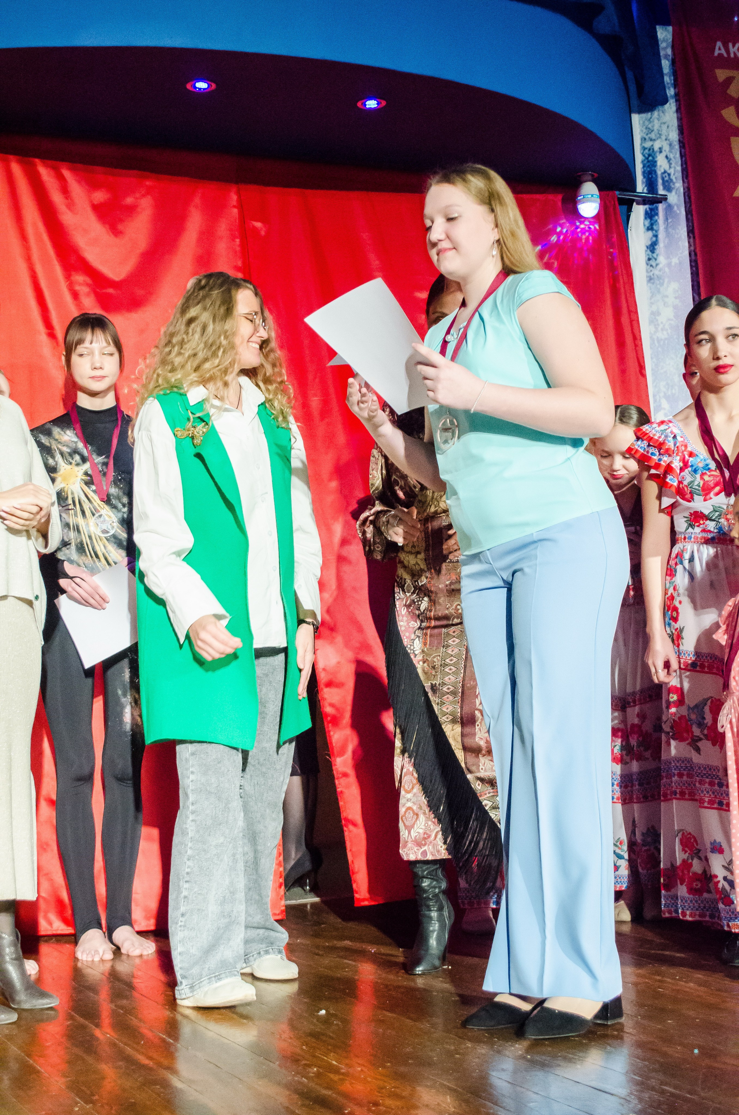 14 декабря, г. Омск. Золотое яблочко