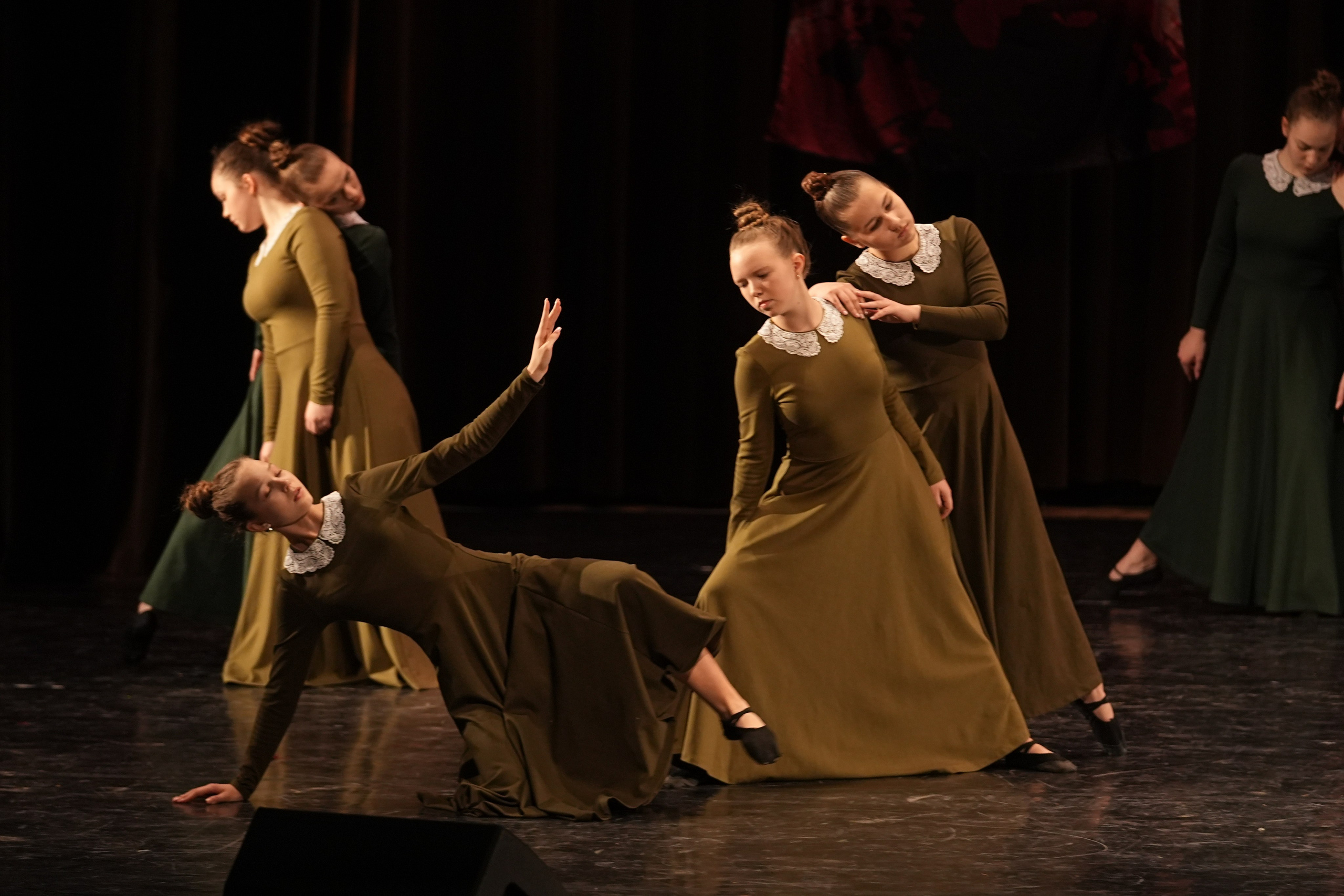 7 декабря, блок 1, г. Москва. Золотое яблочко