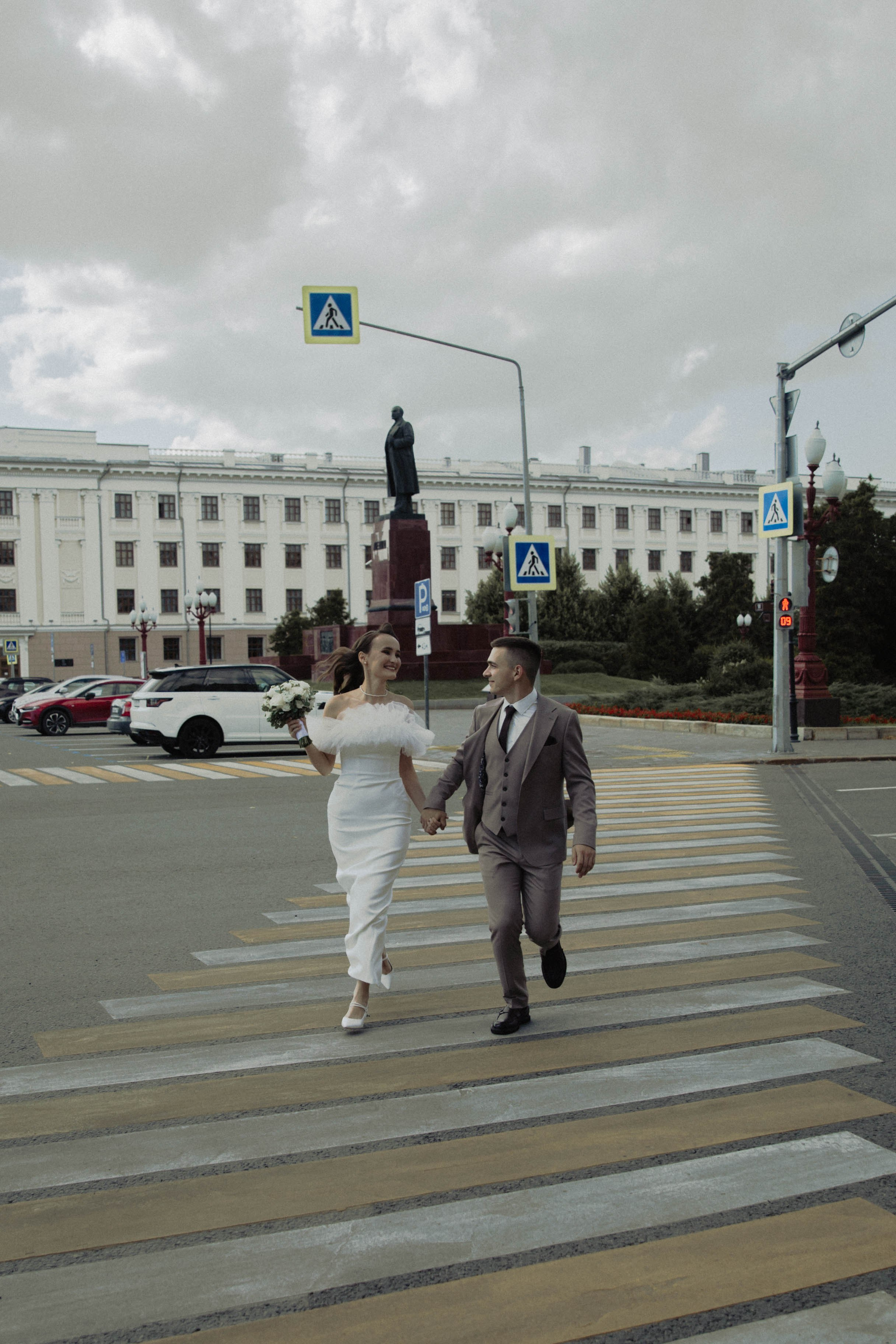 Свадебная прогулка Андрея и Анастасии. Портретный фотограф в Казани Алёна Евсеева