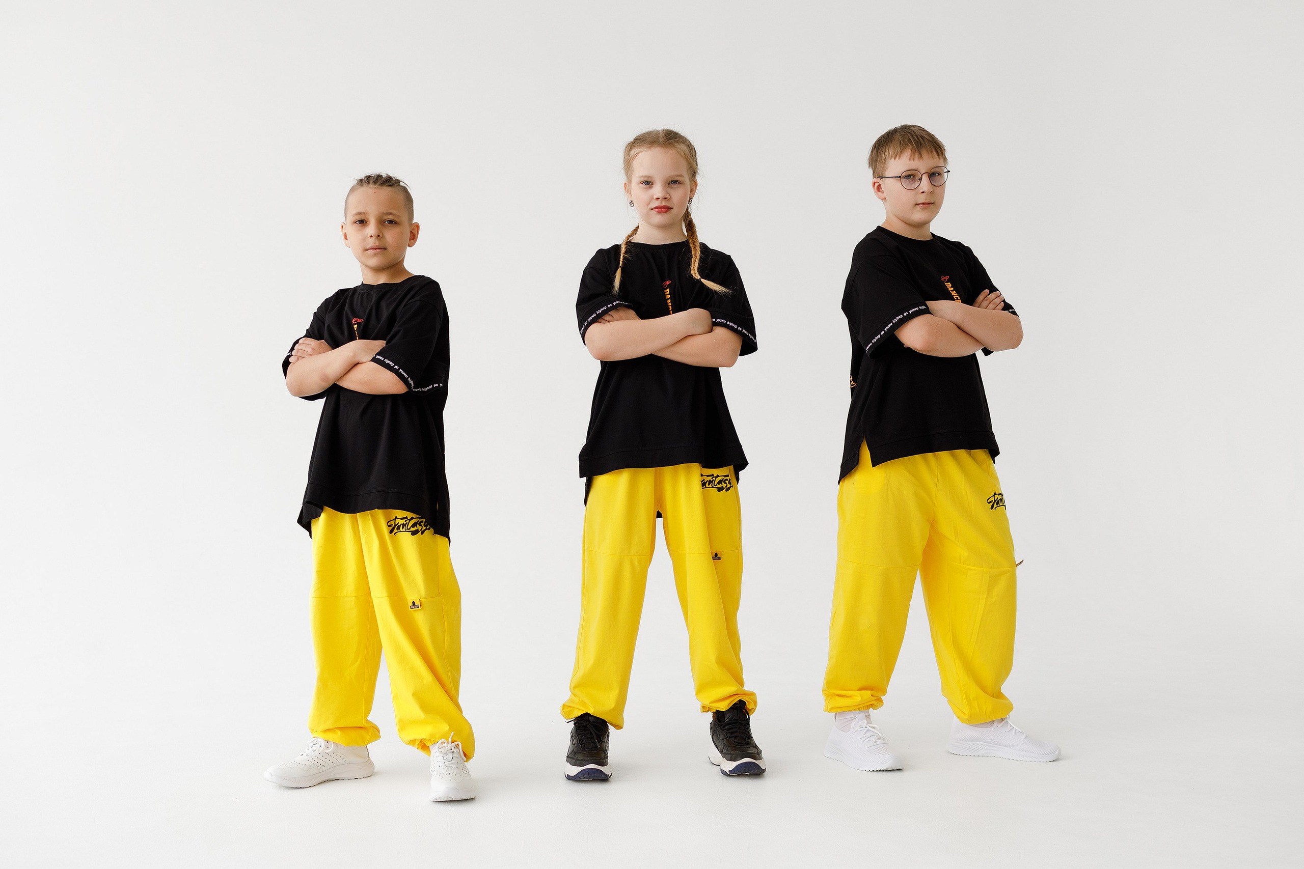 Фотосессия студии танцев. Профессиональный фотограф в Новосибирске