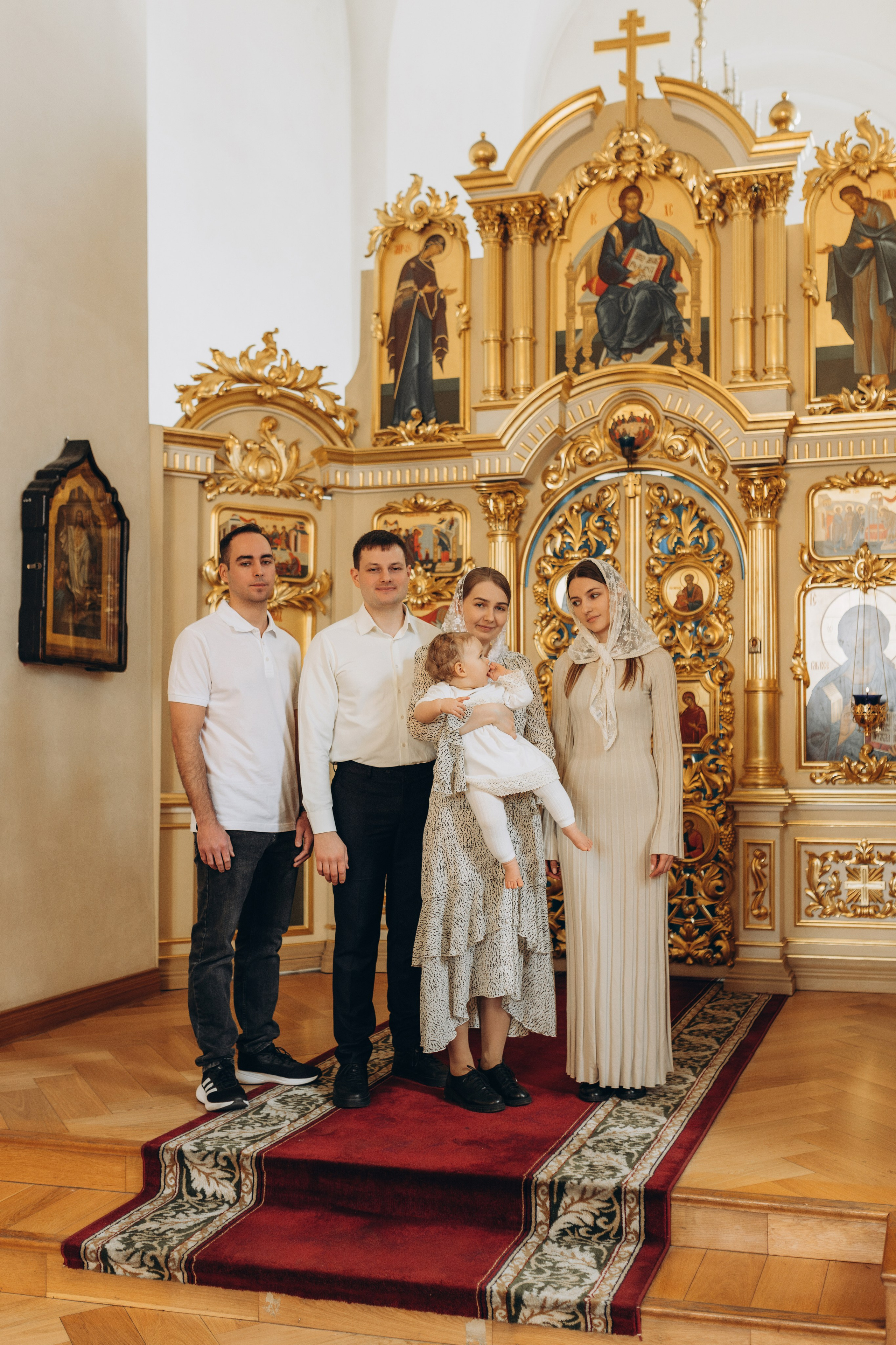 Ваш фотограф на Таинство Крещения и Венчания Морева Яна Краснодар. Семейный фотограф в Краснодаре Яна Морева