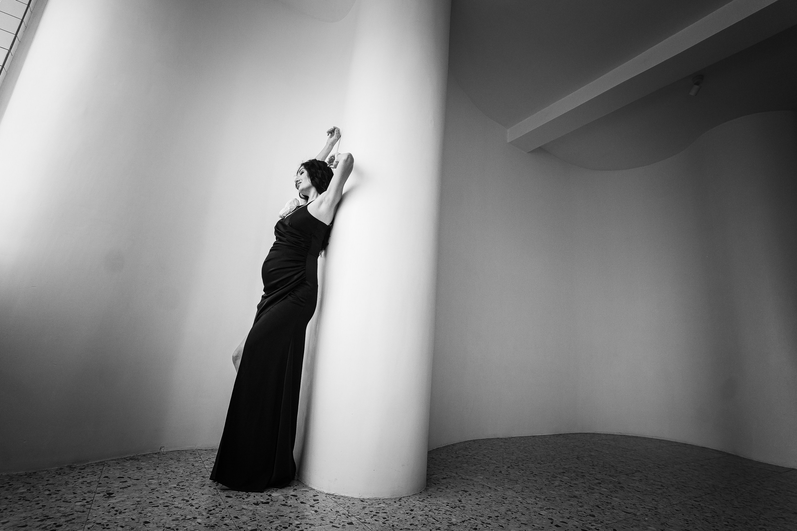 Беременность в ЧБ. Ваш свадебный и семейный фотограф