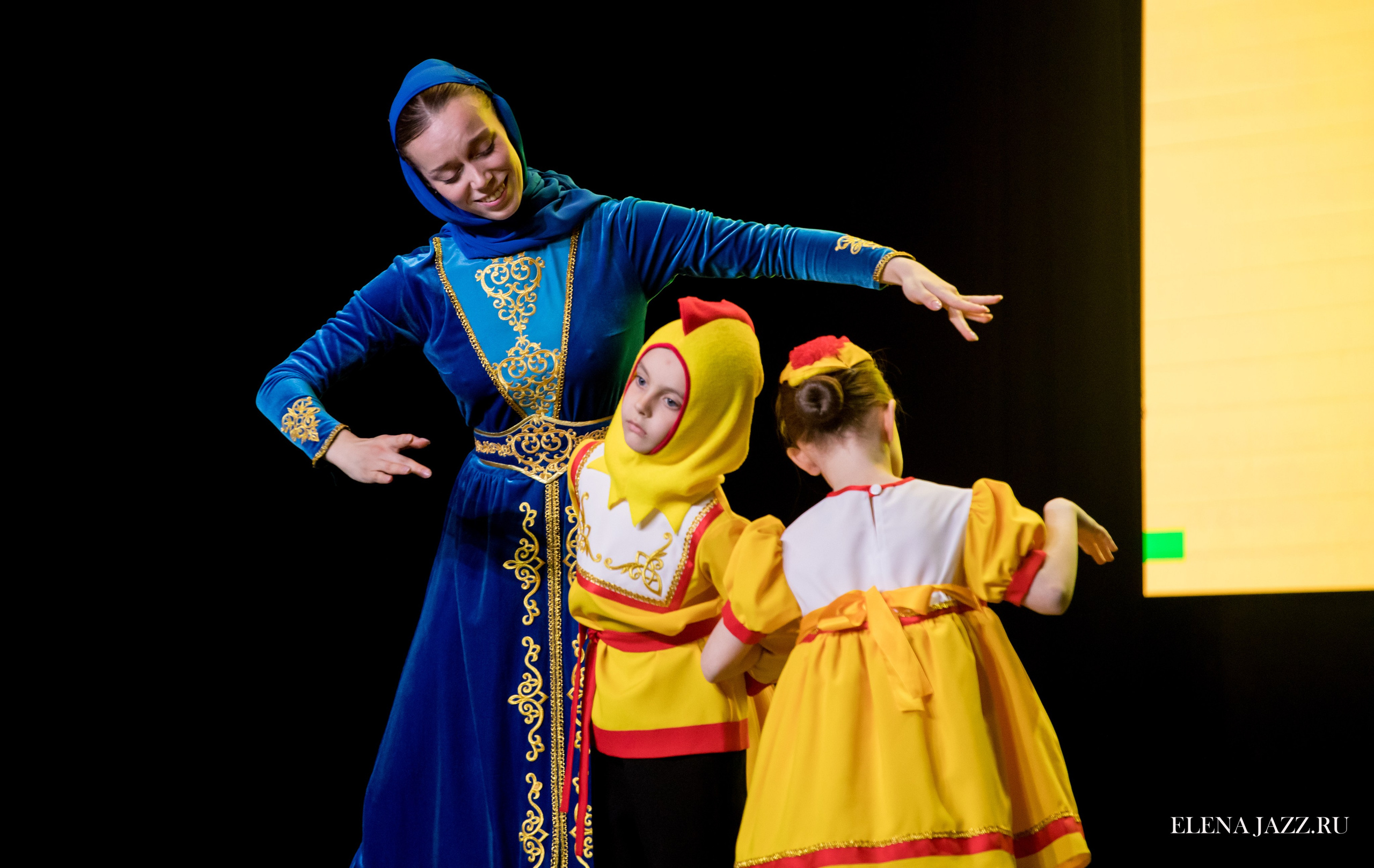 Концерт танцевального коллектива. Репортажный фотограф Елена Джаз в Москва