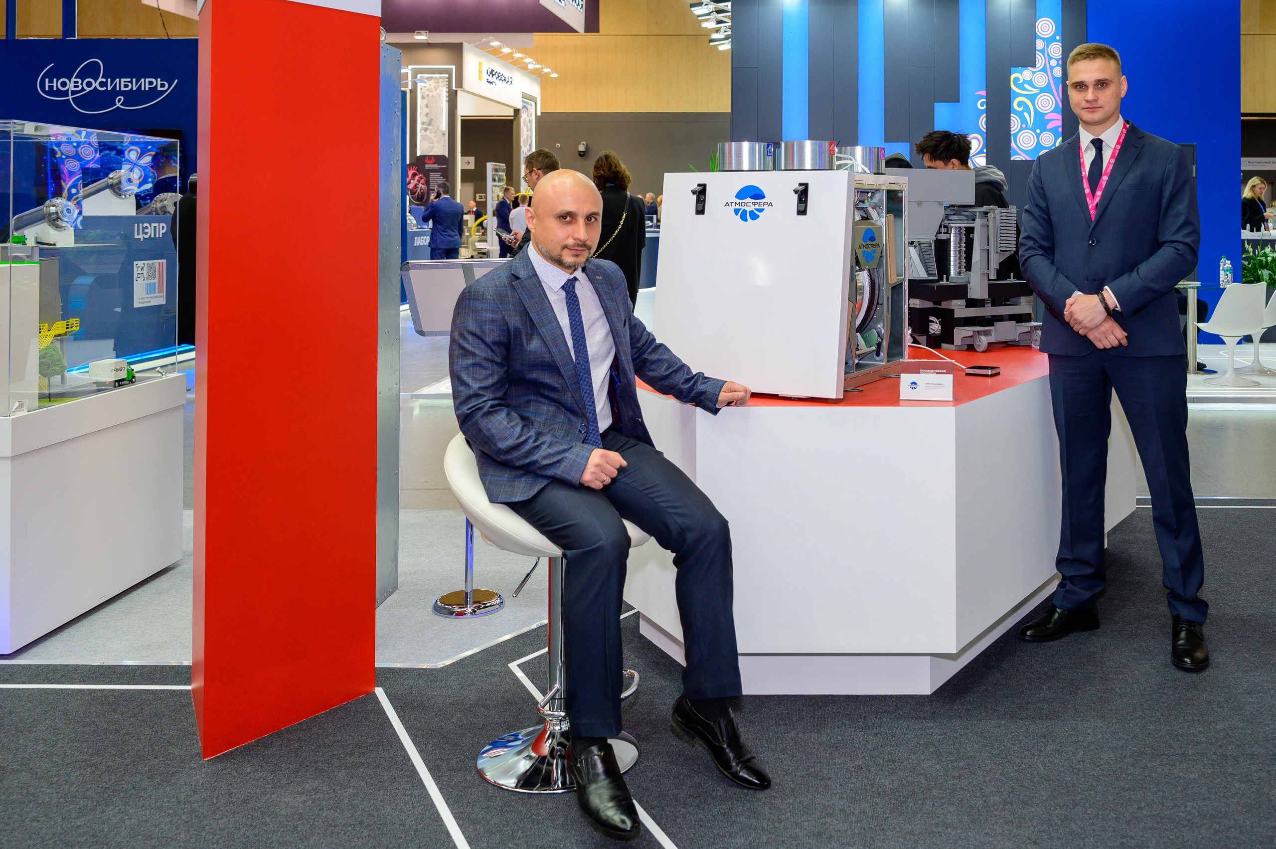 «ИННОПРОМ. Беларусь» — это международная промышленная выставка, объединяющая представителей различных отраслей промышленности, инновационных компаний, инвесторов и государственных структур. Это уникальная платформа для обмена опытом, внедрения новых идей и технологий, что способствует повышению актуальности отрасли и развитию сотрудничества между странами.#БольшаяпромышленнаянеделявМинске @belexpo_by@ph.andrey_puhach #bigindustrialweek #bigindustrialwee