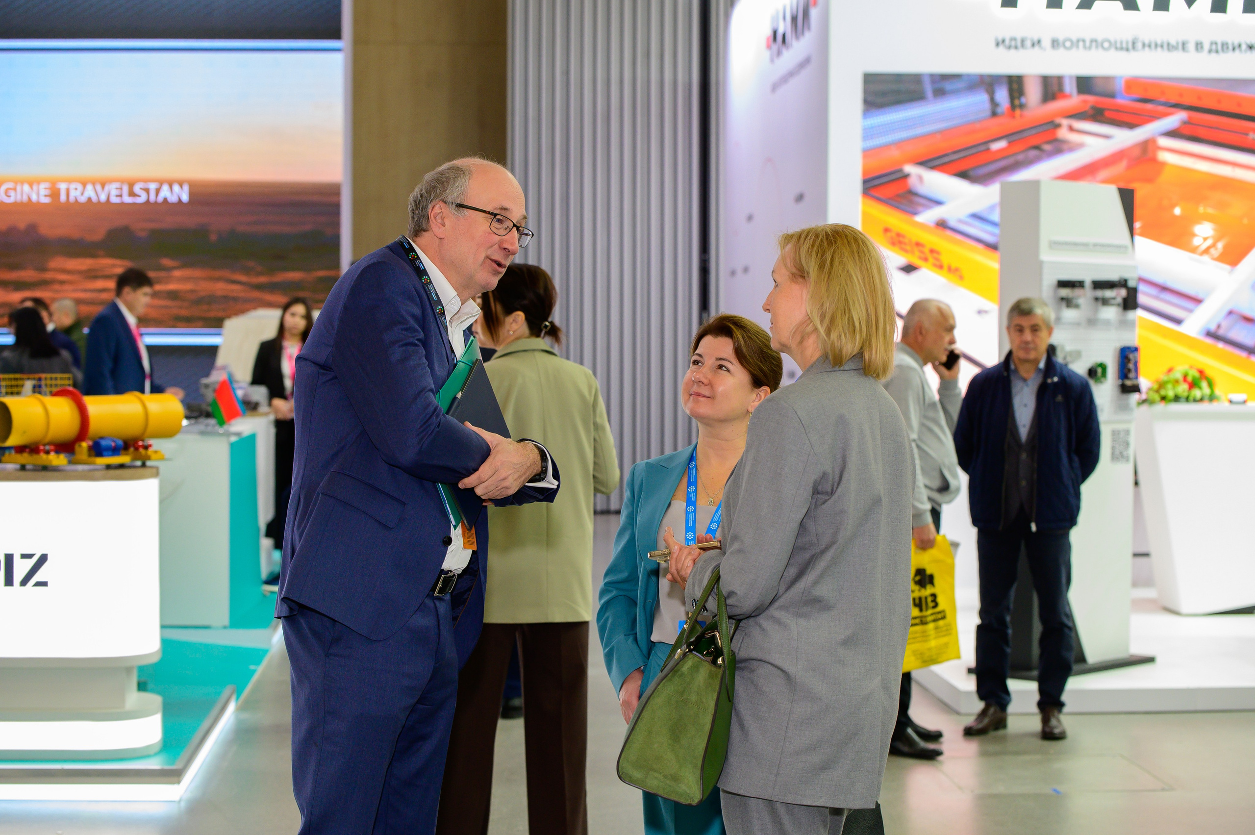 BigindustrialweekBelarus. Фотоуслуги, услуги фотографа, фотографирование важных событий