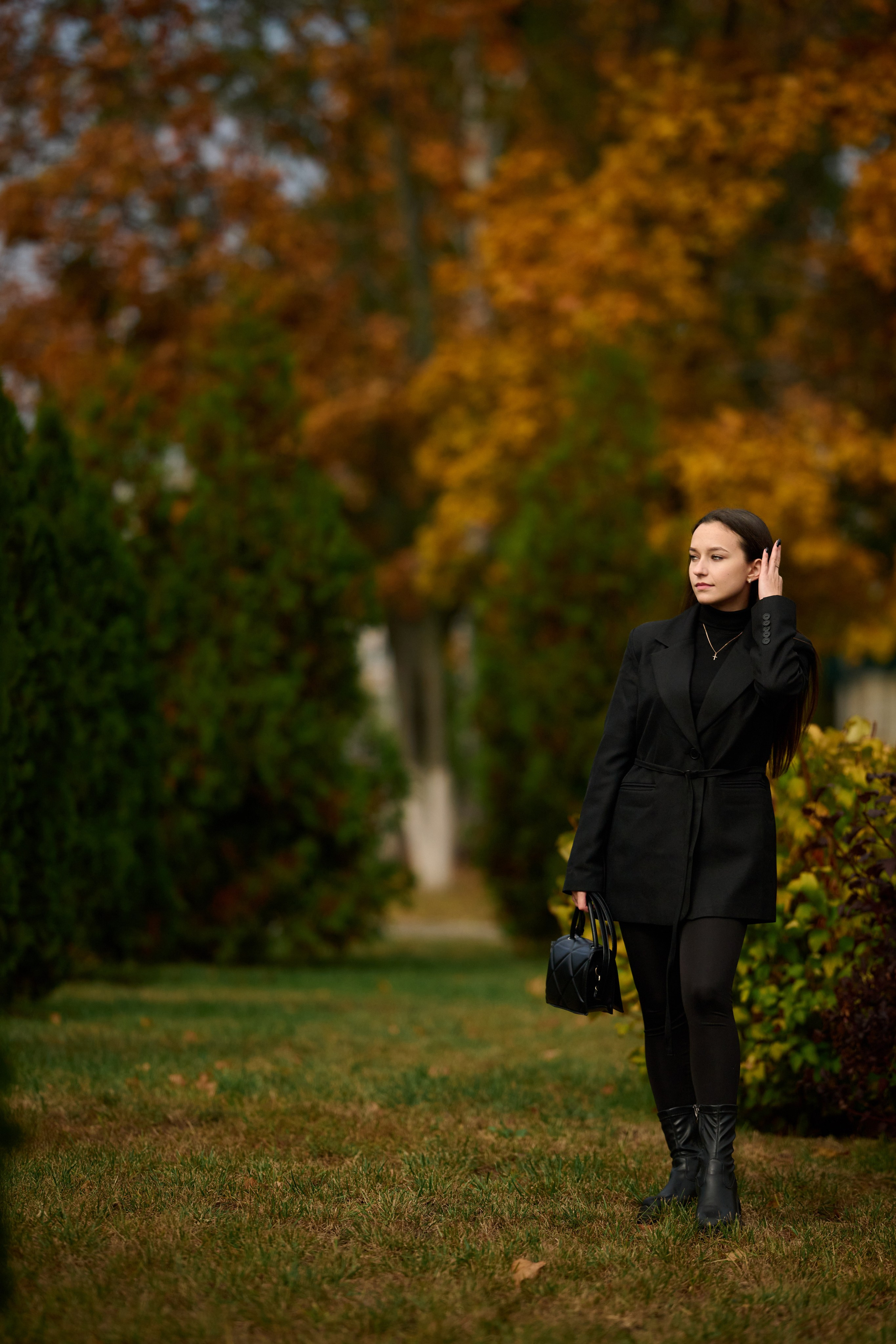 Фотосессия в осенних красках города. Профессиональный фотограф Старый Оскол, Губкин — свадьба, венчание, крещение, юбилей и день рождения