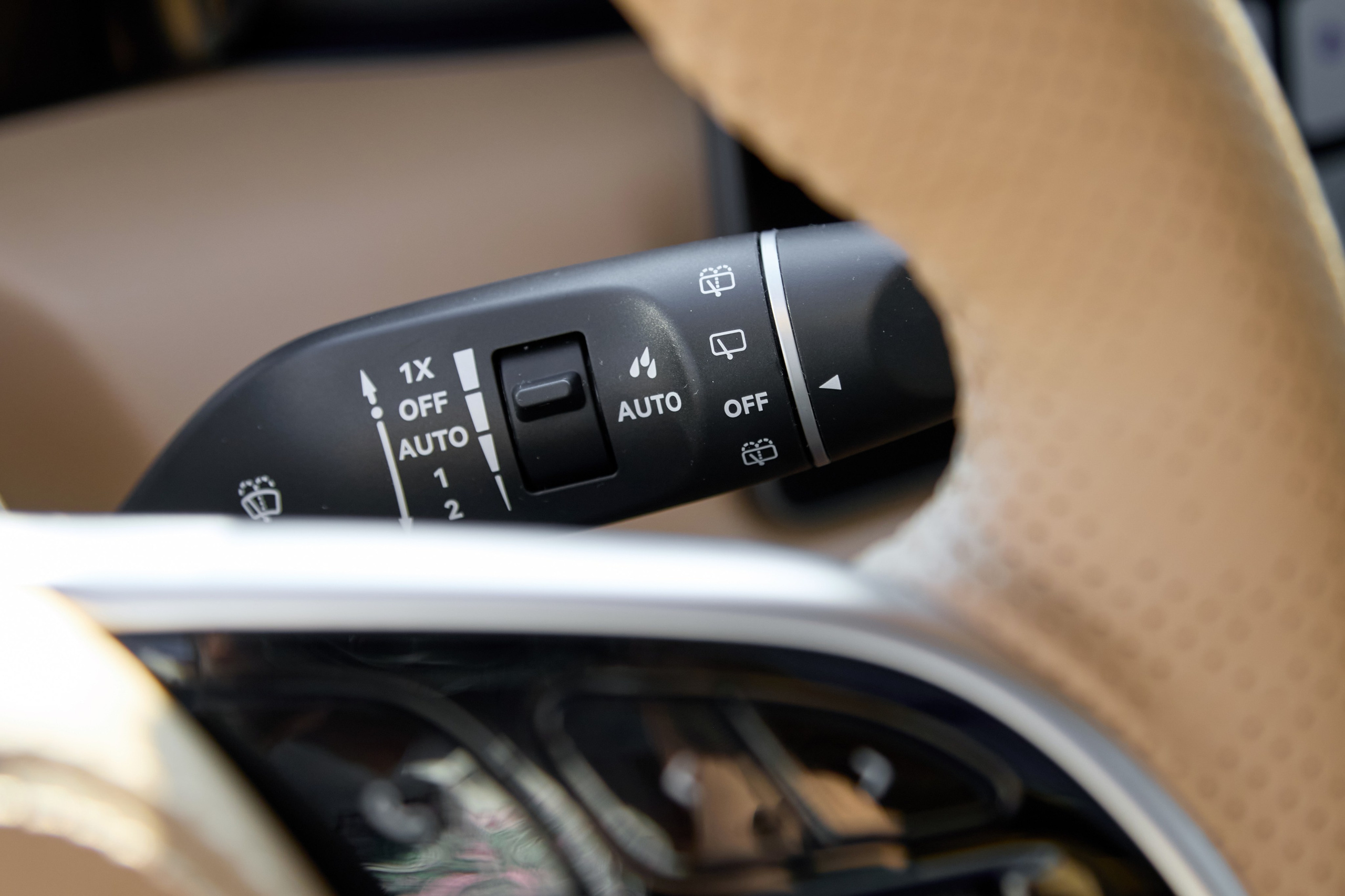 Seres M7. FM Media Сrew. Репортажные фото и видео