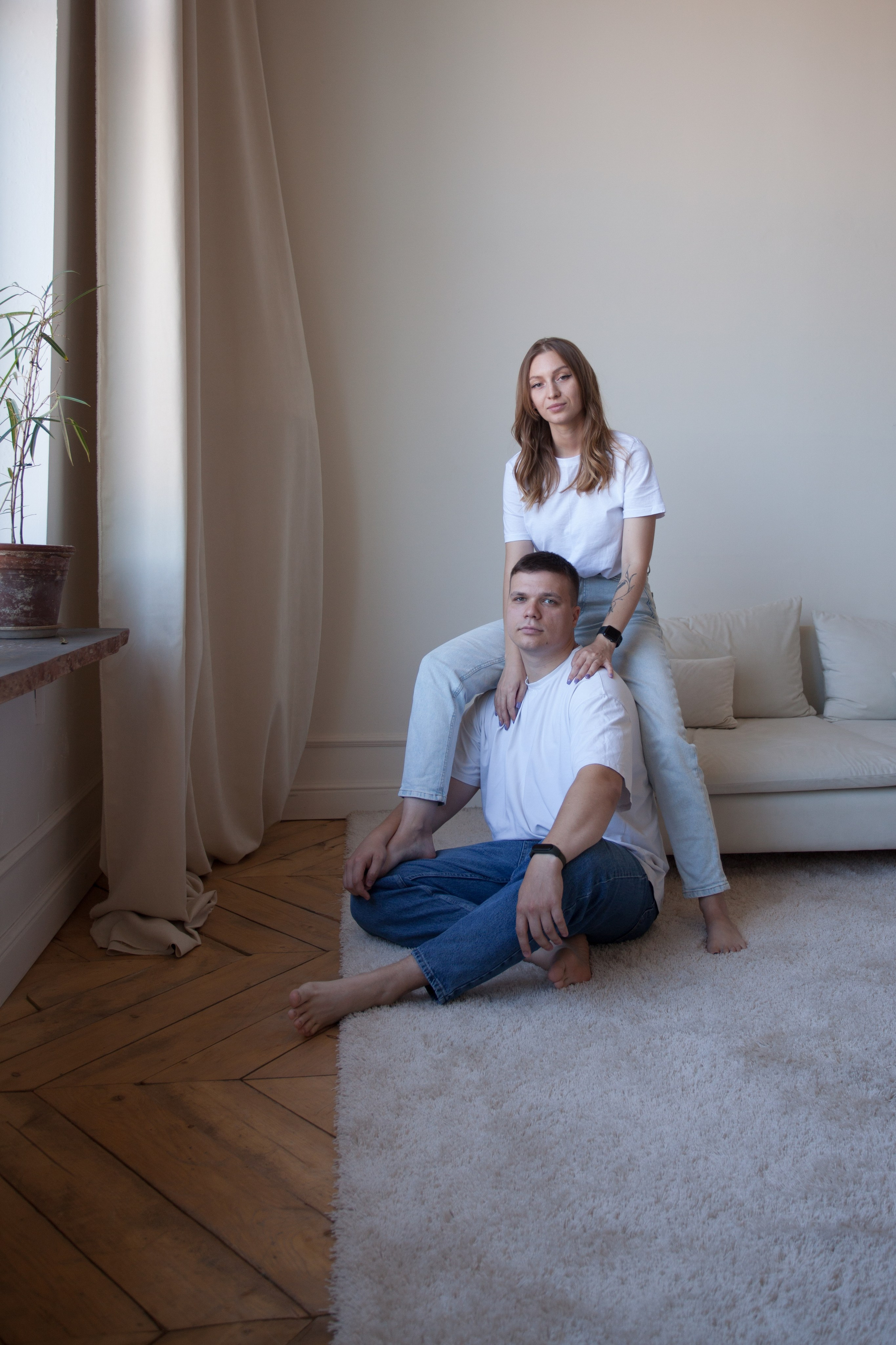 Женя и Кристина минимализм. Семейный и детский фотограф в Краснодаре Брусилова Марина