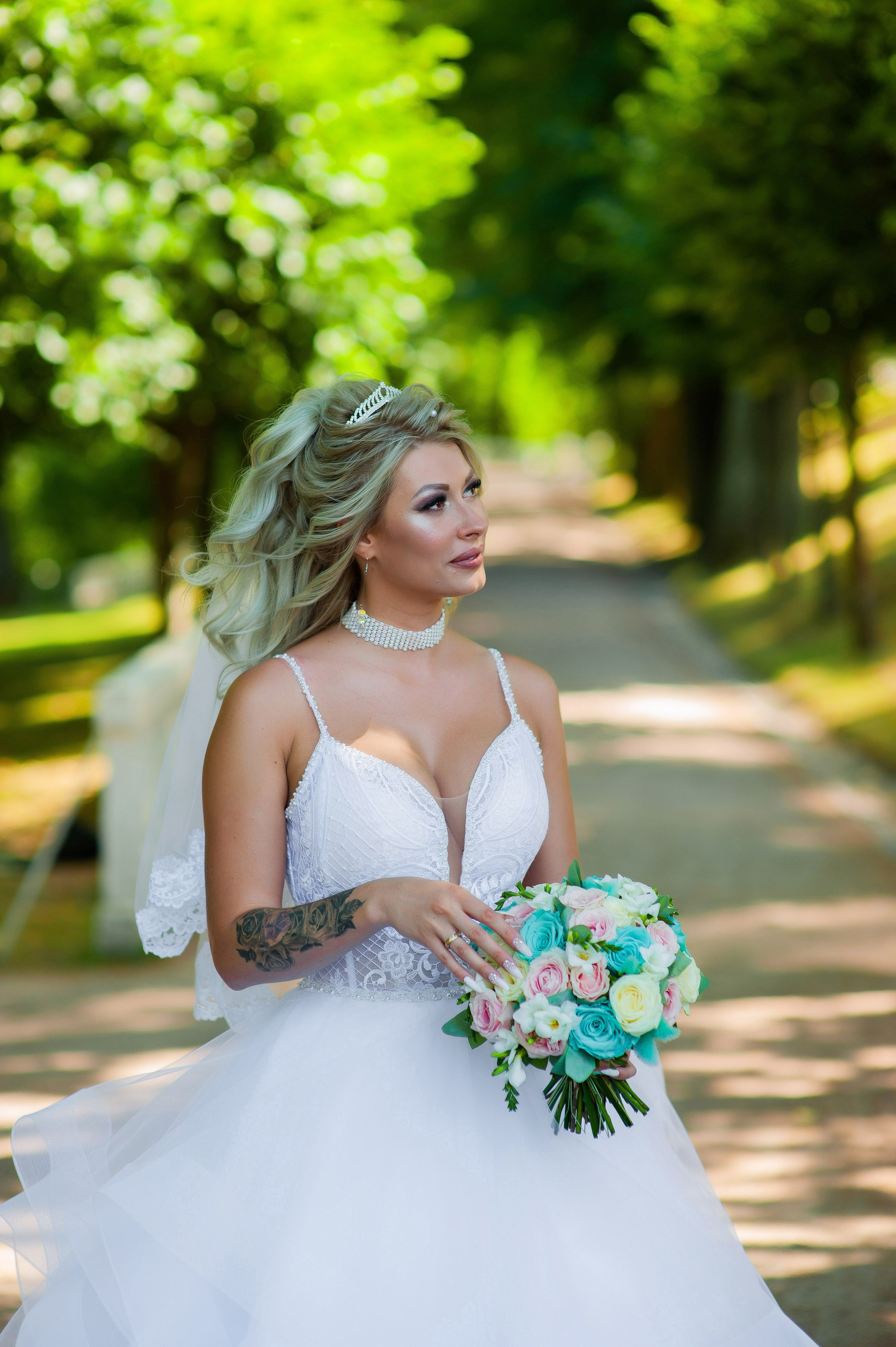 Свадебная прогулка в Петергофе. Портретный, семейный и свадебный фотограф в Санкт-Петербурге и в Пушкине Ширяев Денис