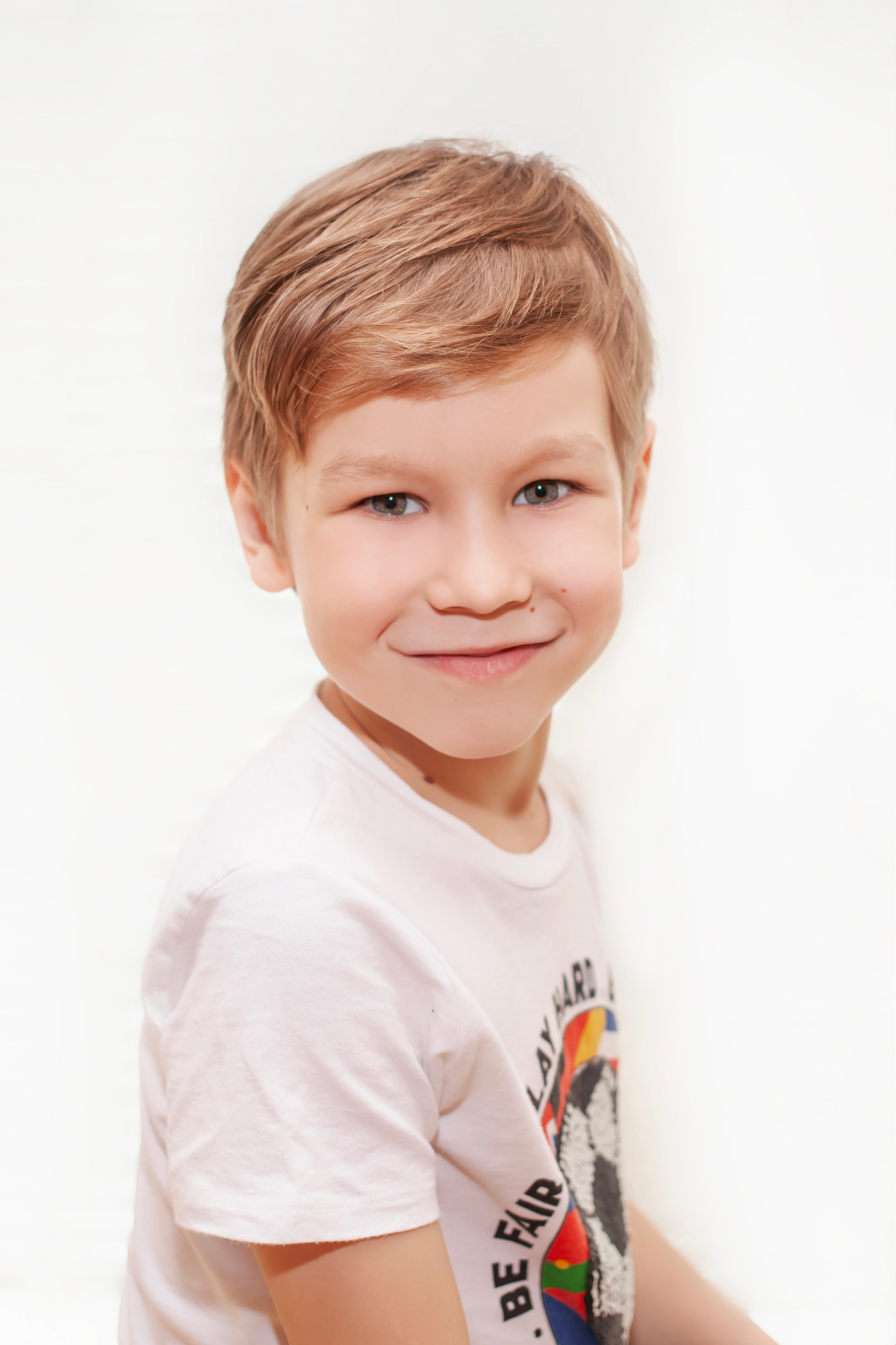 Выпускные фото-альбомы. Фотограф Алина Гашникова