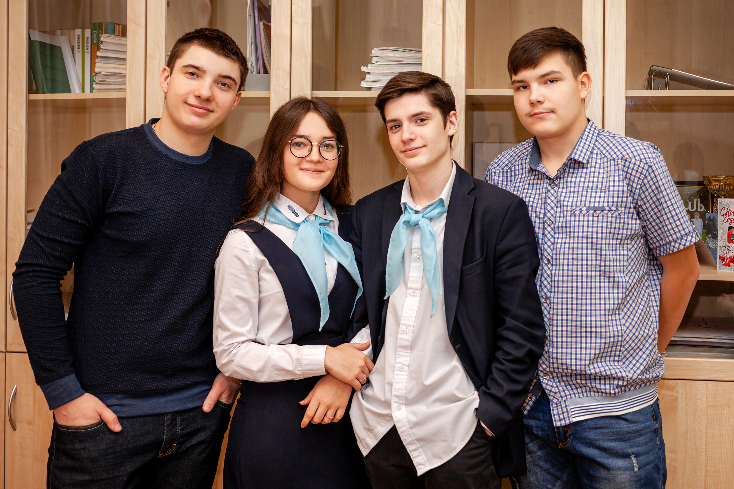 Выпускные фото-альбомы. Фотограф Алина Гашникова