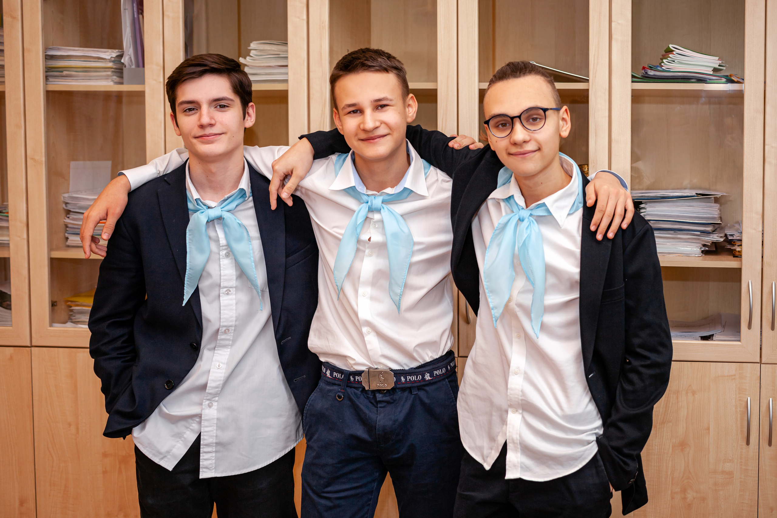 Выпускные фото-альбомы. Фотограф Алина Гашникова