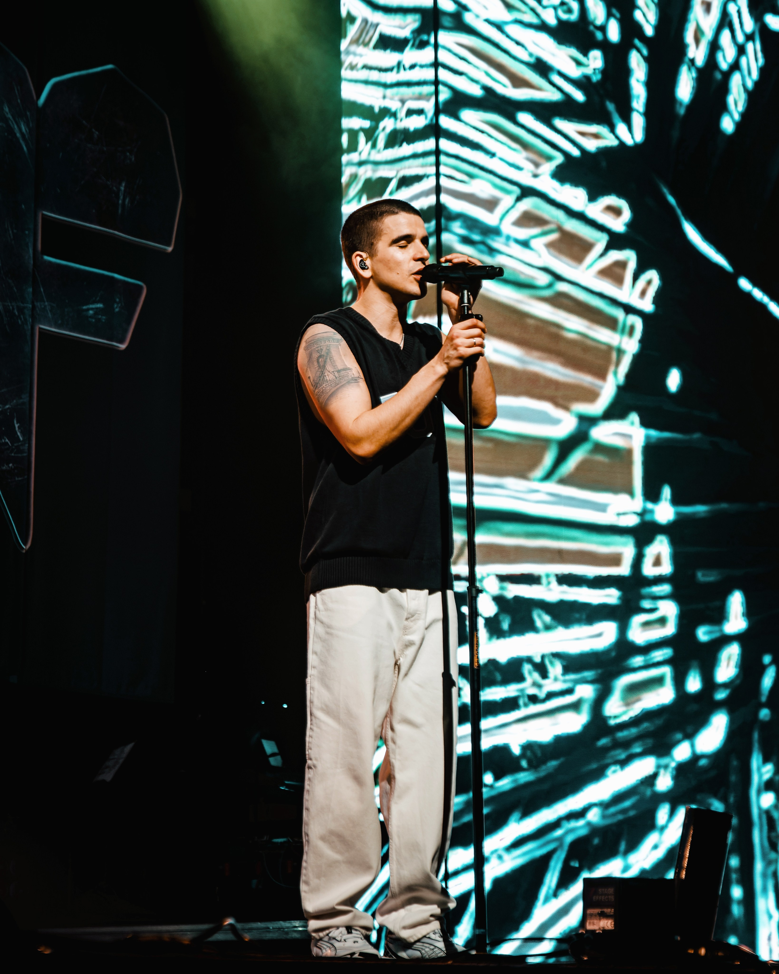 Feduk VK Stadium 14.04.2024. Репортажный фотограф и видеограф в Москве