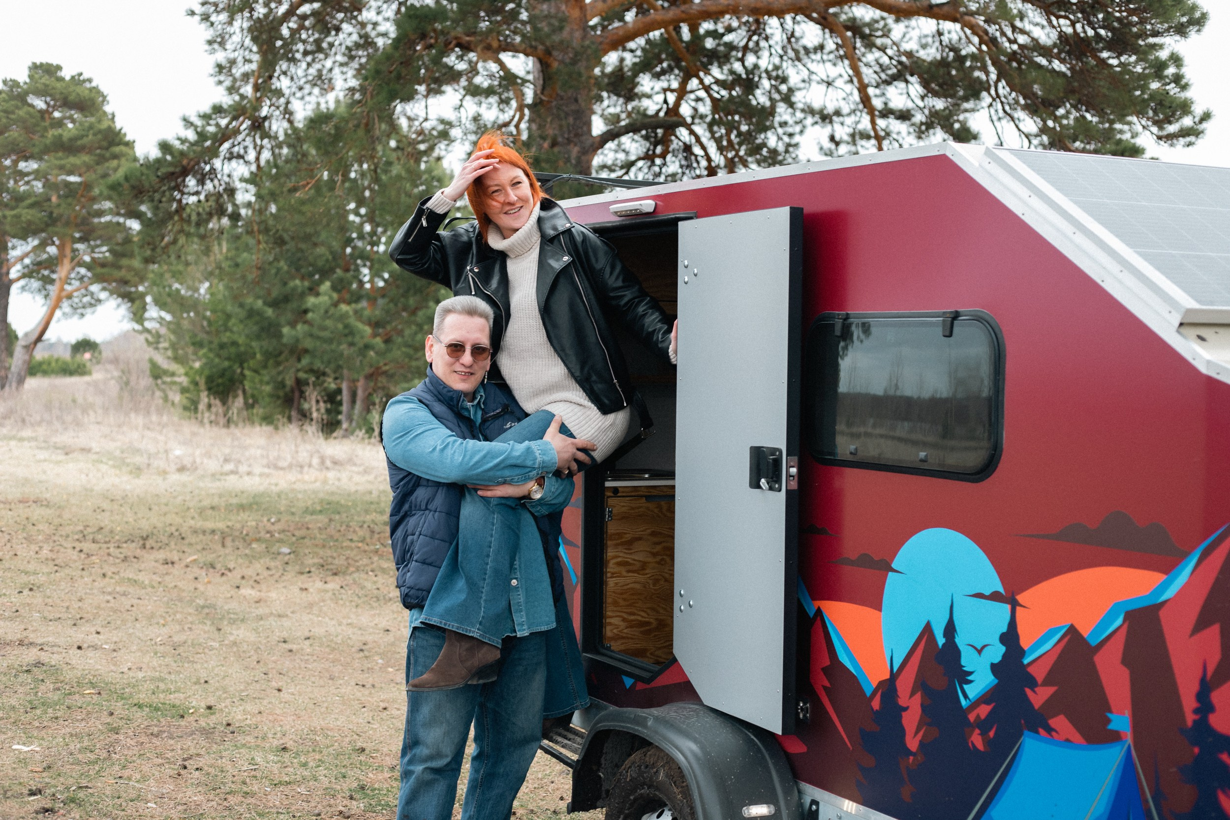 Love story camper. Фотограф в Тюмени Даша Михнова. Портреты, фотопроекты, фотодни