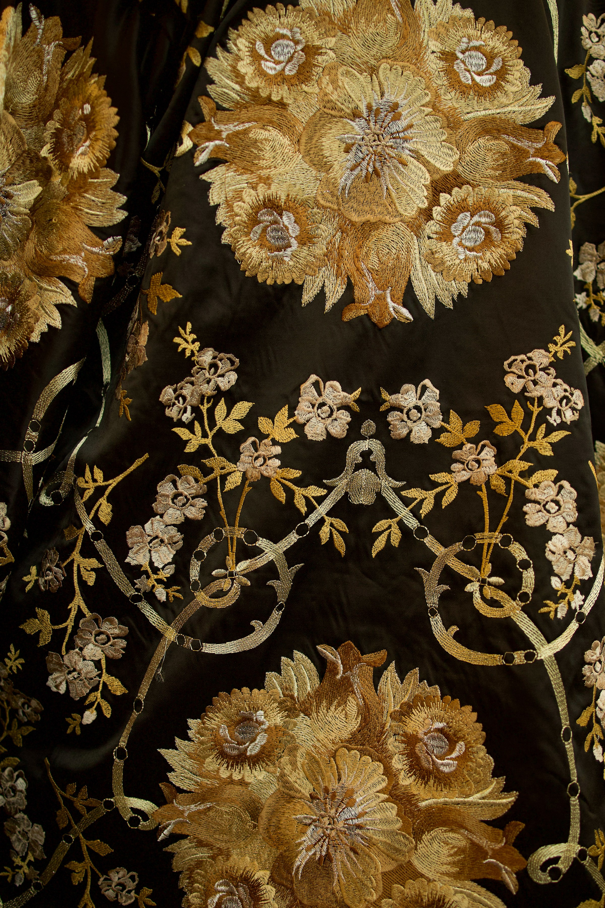 Выставка Наследие Fashion summit BRICS 2024. Фотосессии и репортаж — Фотограф в Москве — Рина Серёгина