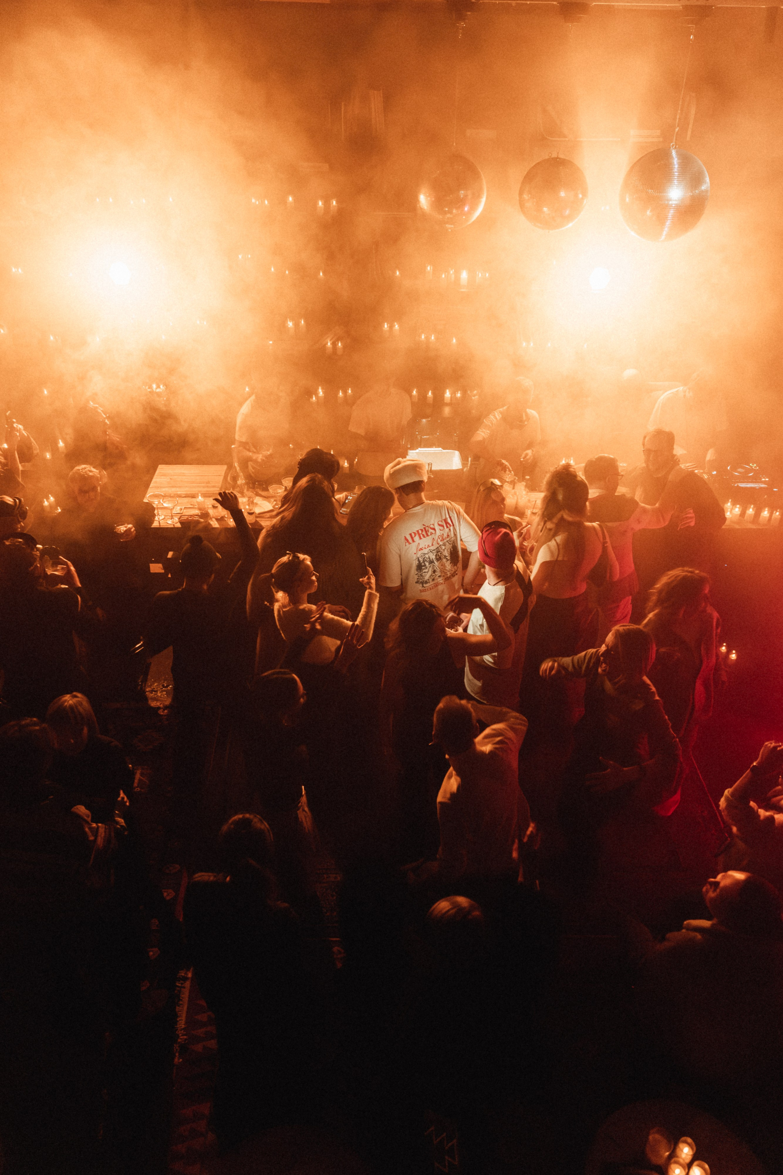 VINYL APRÈS SKI. Gorsvet.ph