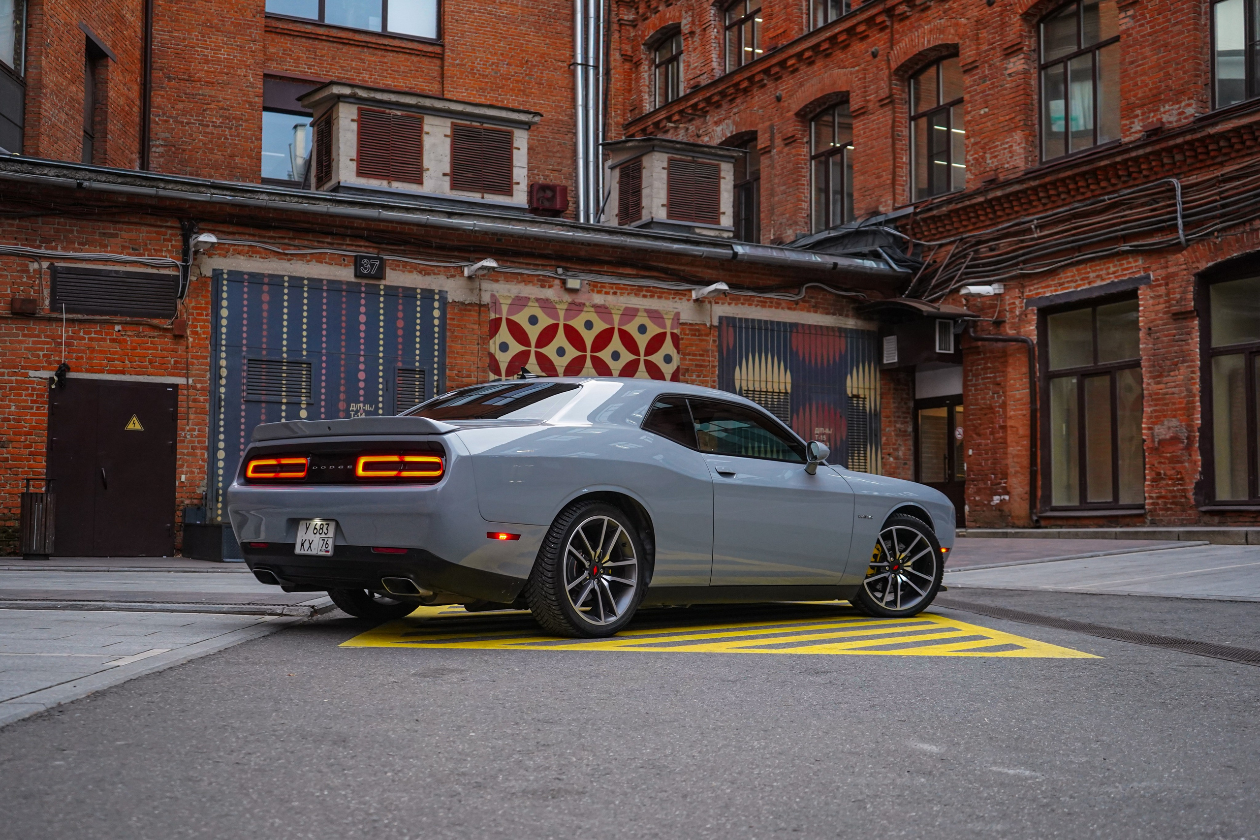 Dodge Challenger Shaker. Автомобильный фотограф Шакая Кирилл